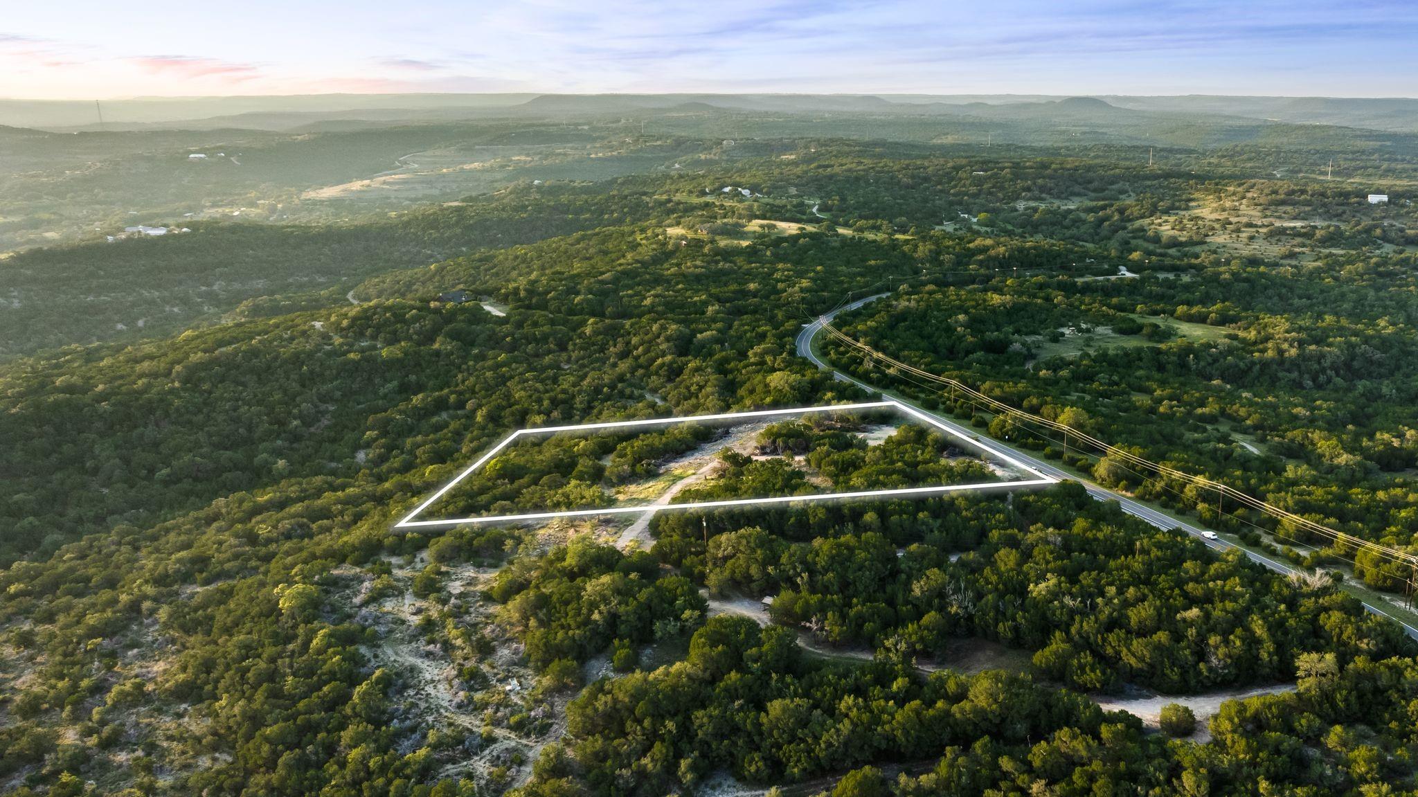 Marble Falls, Texas, 78654, United States, 4 Bedrooms Bedrooms, ,5 BathroomsBathrooms,Residential,Active,1913986