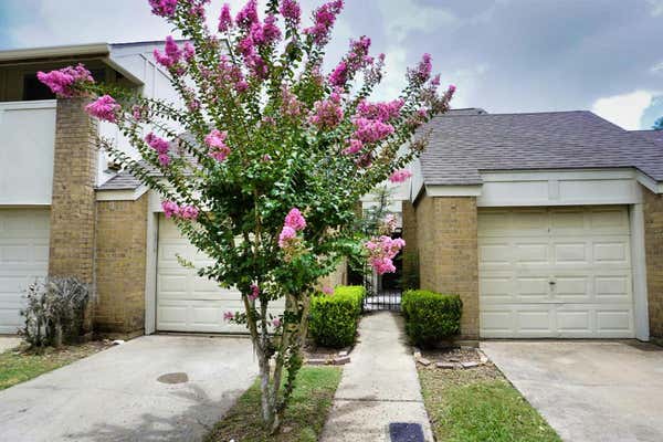 1825 VERANDA DR, WEST COLUMBIA, TX 77486 - Image 1