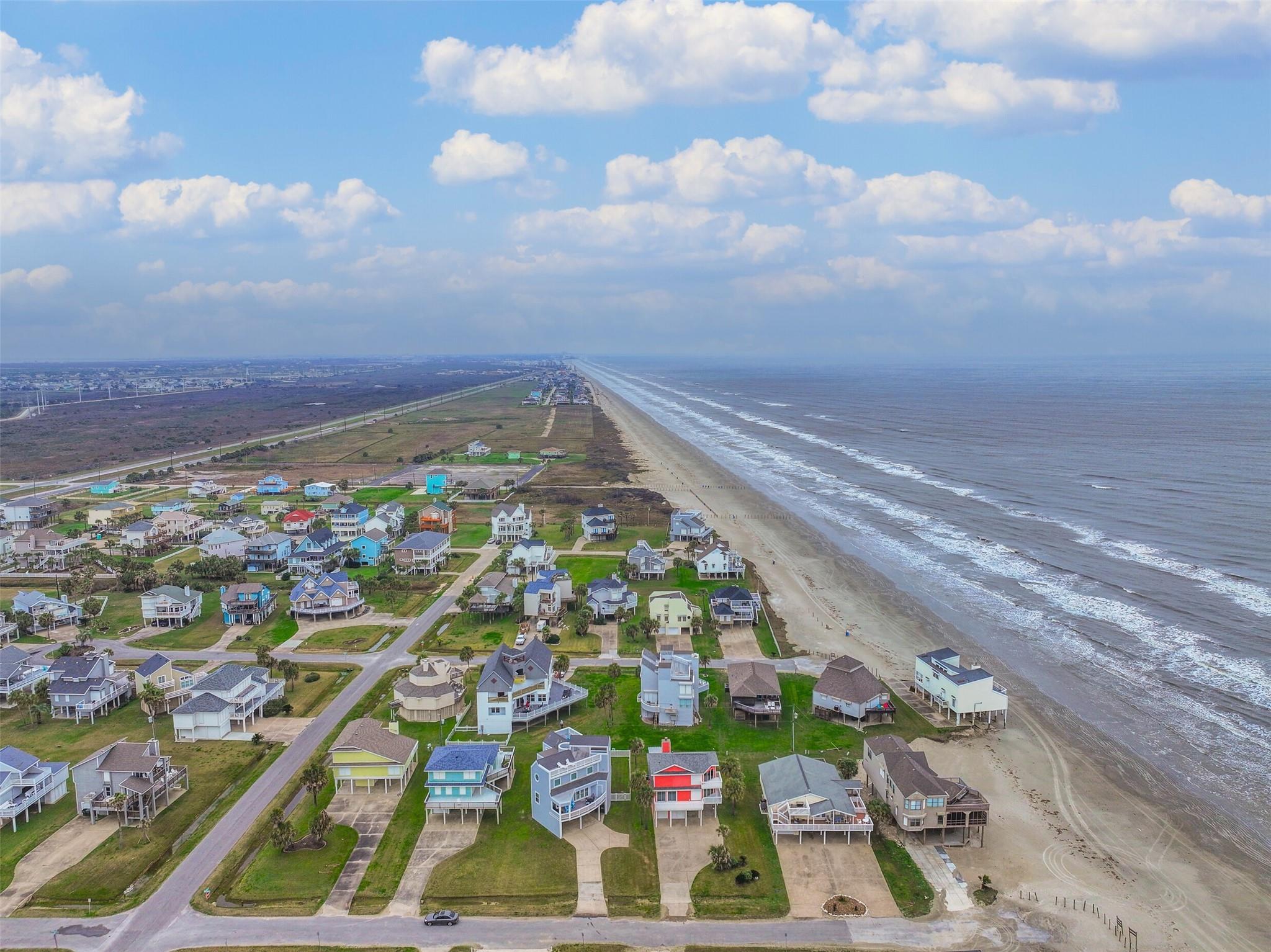 Galveston, Texas, 77554, United States, ,4 BathroomsBathrooms,Residential,Active,1711247