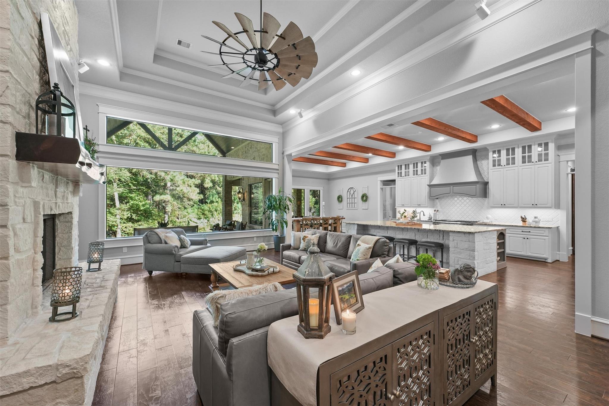 Montgomery, Texas, 77316, United States, 4 Bedrooms Bedrooms, ,3 BathroomsBathrooms,Residential,Active,1953985