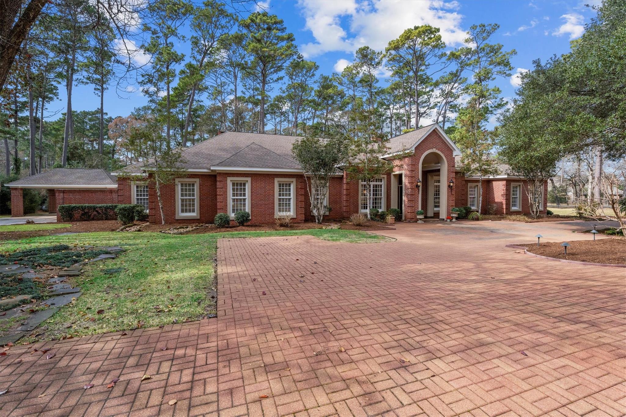 Tomball, Texas, 77377, United States, 4 Bedrooms Bedrooms, ,4 BathroomsBathrooms,Residential,Active,2015478