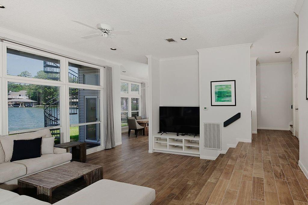 Willis, Texas, 77318, United States, 5 Bedrooms Bedrooms, ,4 BathroomsBathrooms,Residential,Active,2007664