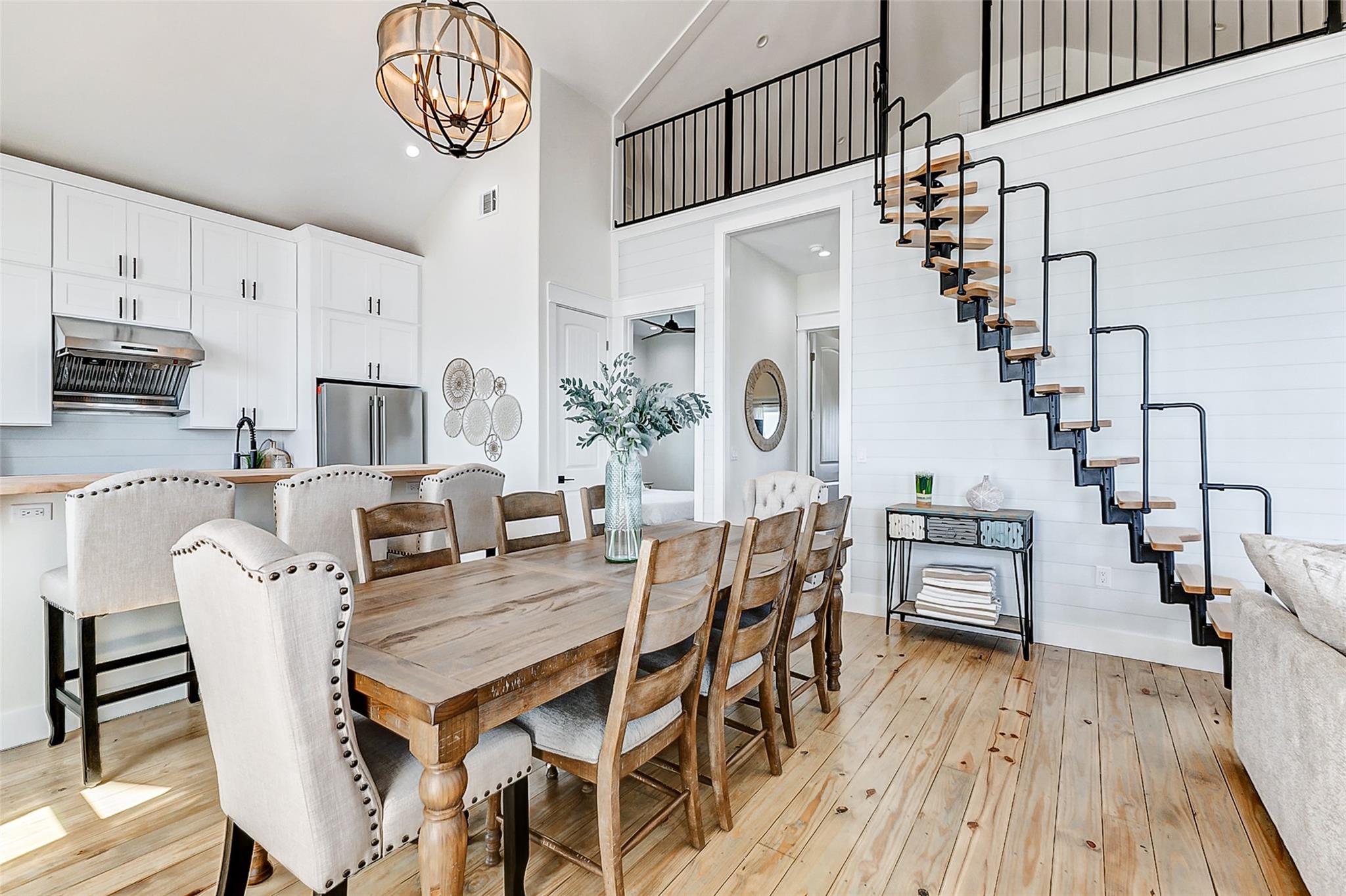 Gilchrist, Texas, 77617, United States, 3 Bedrooms Bedrooms, ,4 BathroomsBathrooms,Residential,Active,1761250