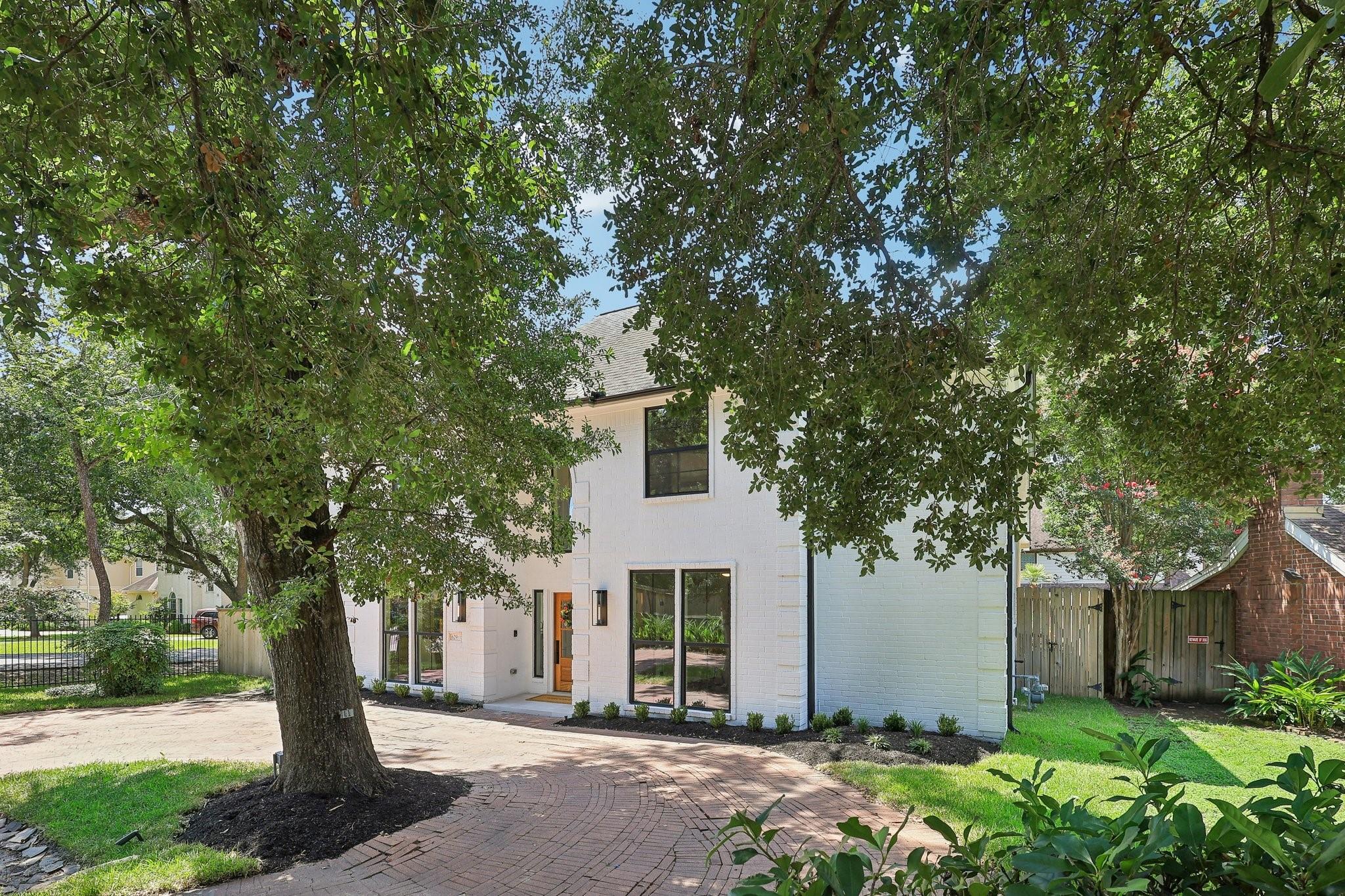 Houston, Texas, 77079, United States, 4 Bedrooms Bedrooms, ,6 BathroomsBathrooms,Residential,Active,1922314