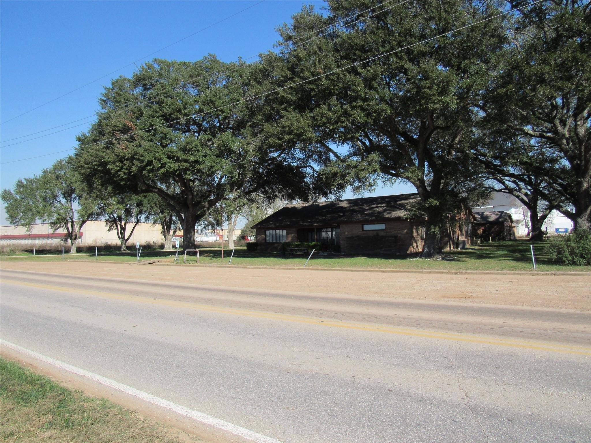 Brookshire, Texas, 77423, United States, 3 Bedrooms Bedrooms, ,3 BathroomsBathrooms,Residential,Active,2010550