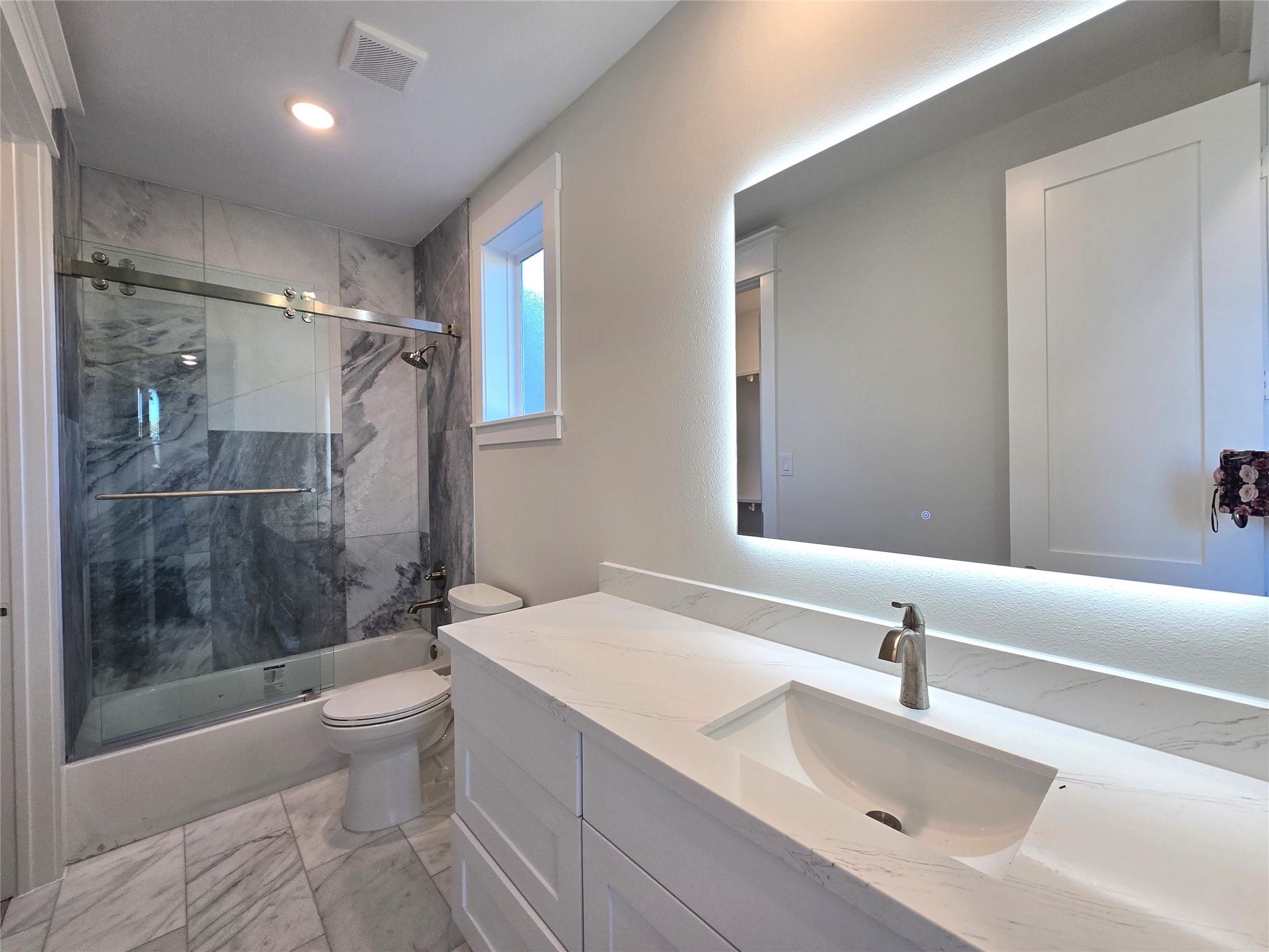 Montgomery, Texas, 77356, United States, 4 Bedrooms Bedrooms, ,5 BathroomsBathrooms,Residential,Active,2019138