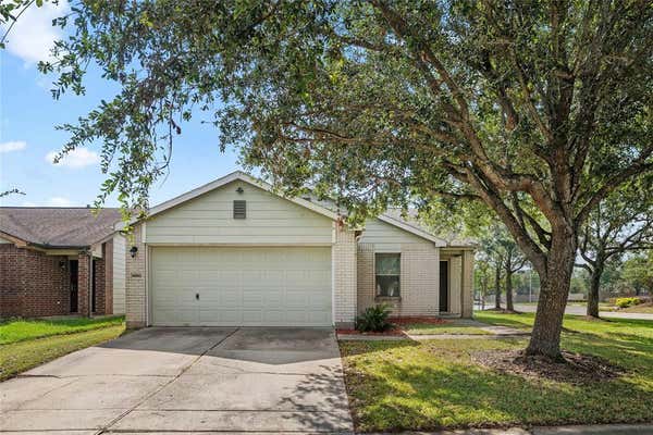 14002 AUTUMN RIDGE TRAIL DR, HOUSTON, TX 77048 - Image 1