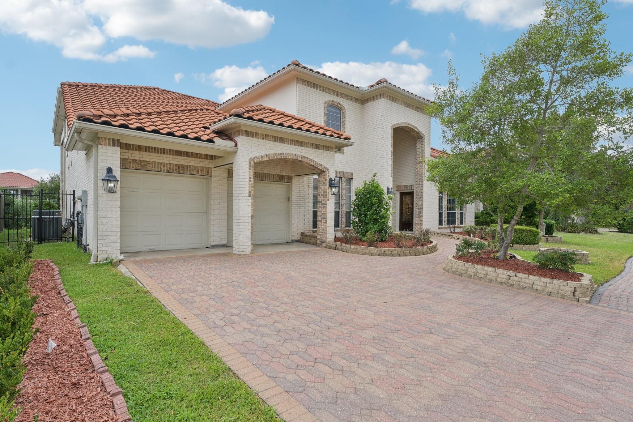 Houston, Texas, 77094, United States, 4 Bedrooms Bedrooms, ,4 BathroomsBathrooms,Residential,Active,1909896