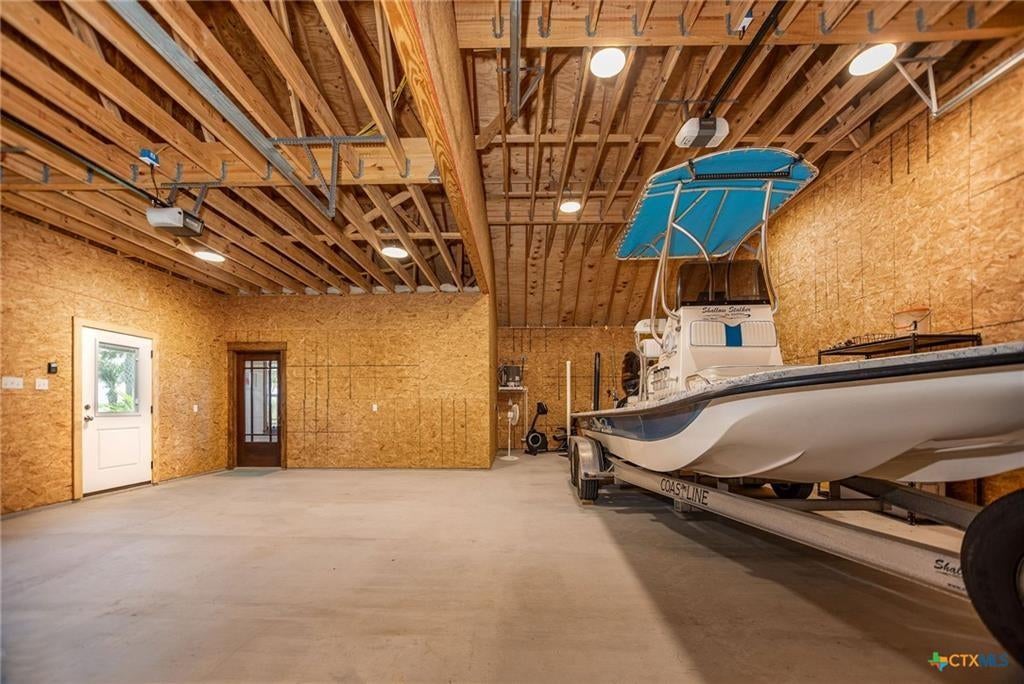Port Lavaca, Texas, 77979, United States, 3 Bedrooms Bedrooms, ,3 BathroomsBathrooms,Residential,Active,1871222