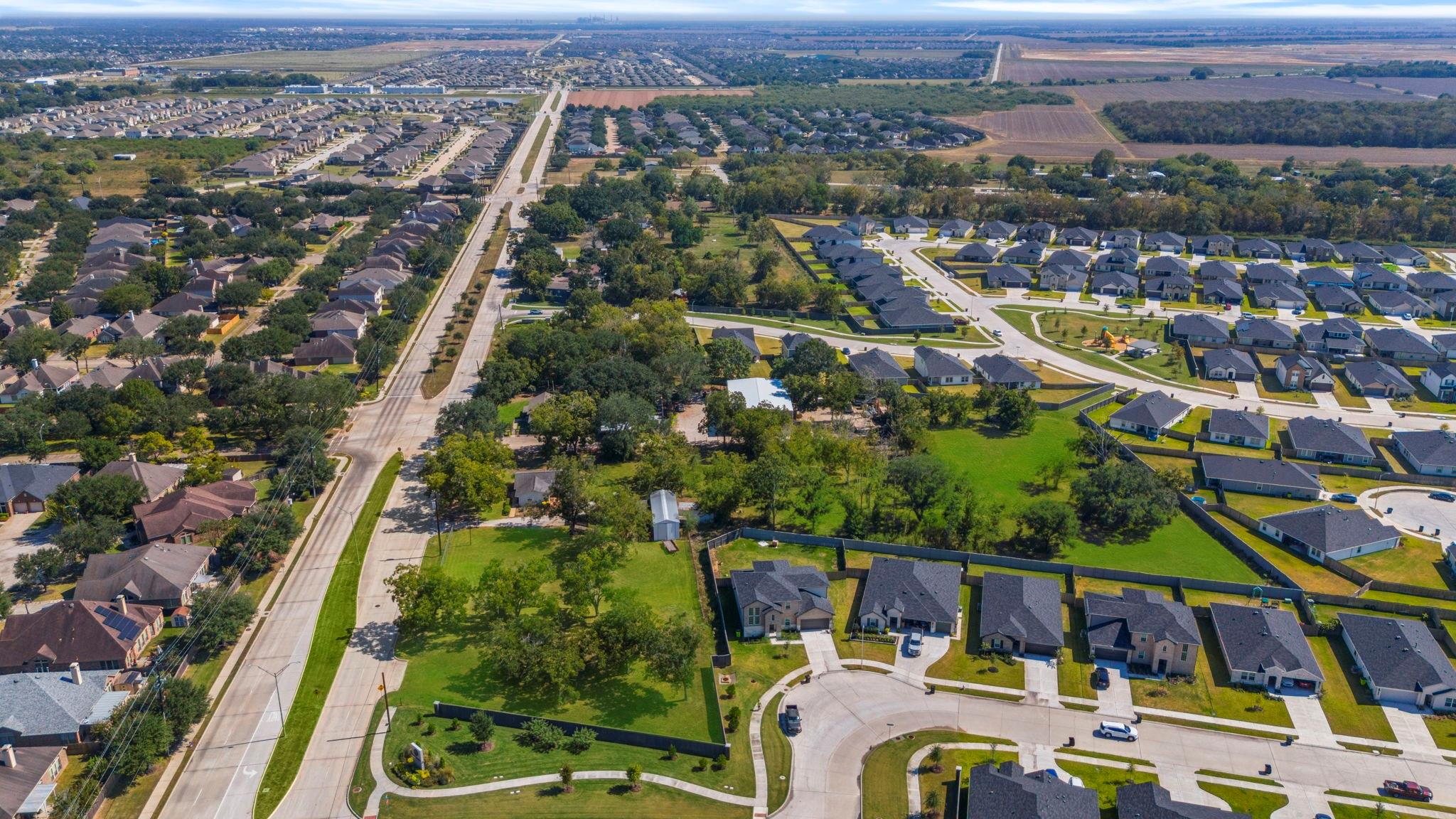 Rosenberg, Texas, 77469, United States, 3 Bedrooms Bedrooms, ,2 BathroomsBathrooms,Residential,Active,1972165