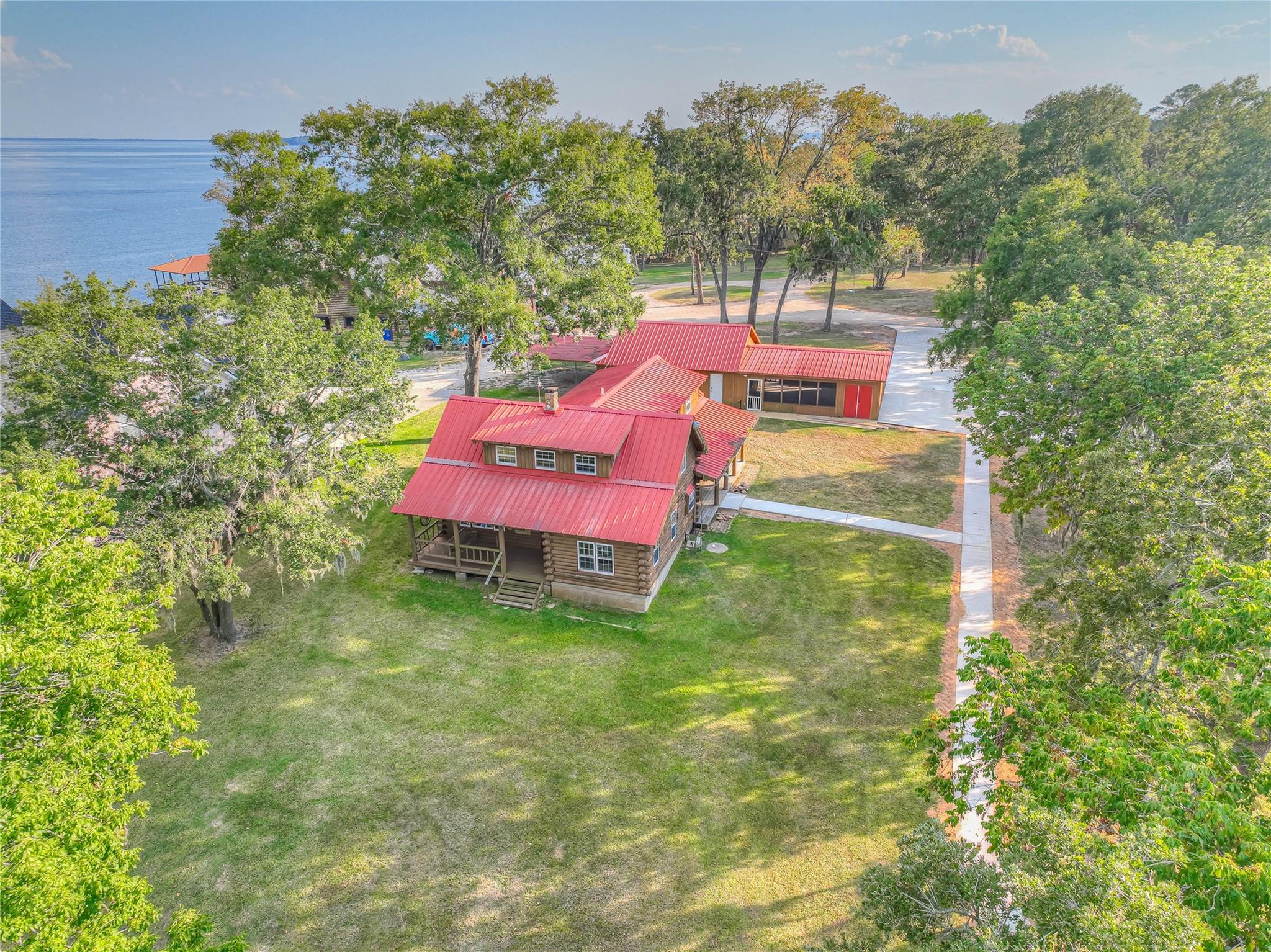 Livingston, Texas, 77351, United States, 3 Bedrooms Bedrooms, ,3 BathroomsBathrooms,Residential,Active,1961912