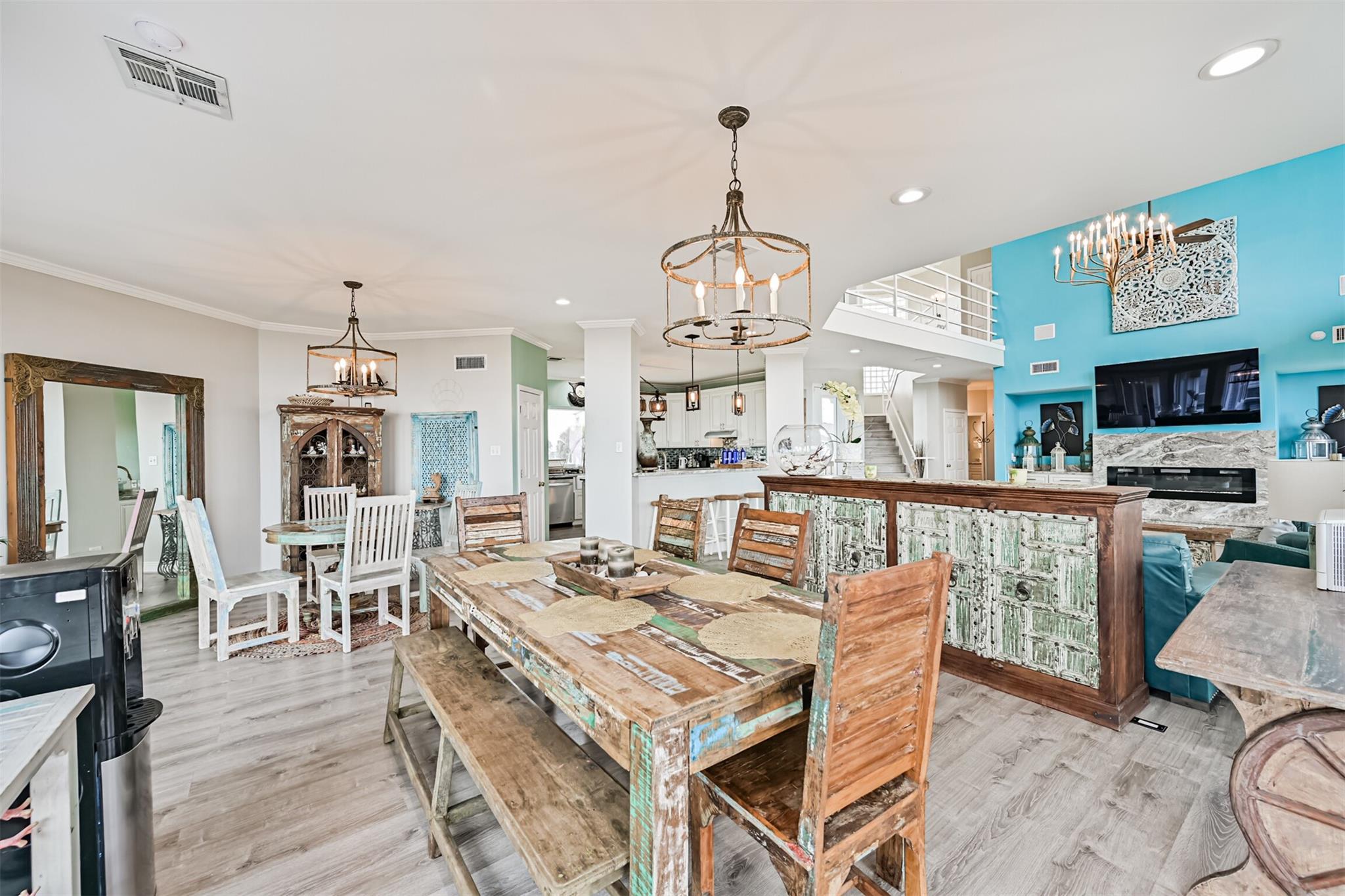 Galveston, Texas, 77554, United States, 6 Bedrooms Bedrooms, ,7 BathroomsBathrooms,Residential,Active,1907960