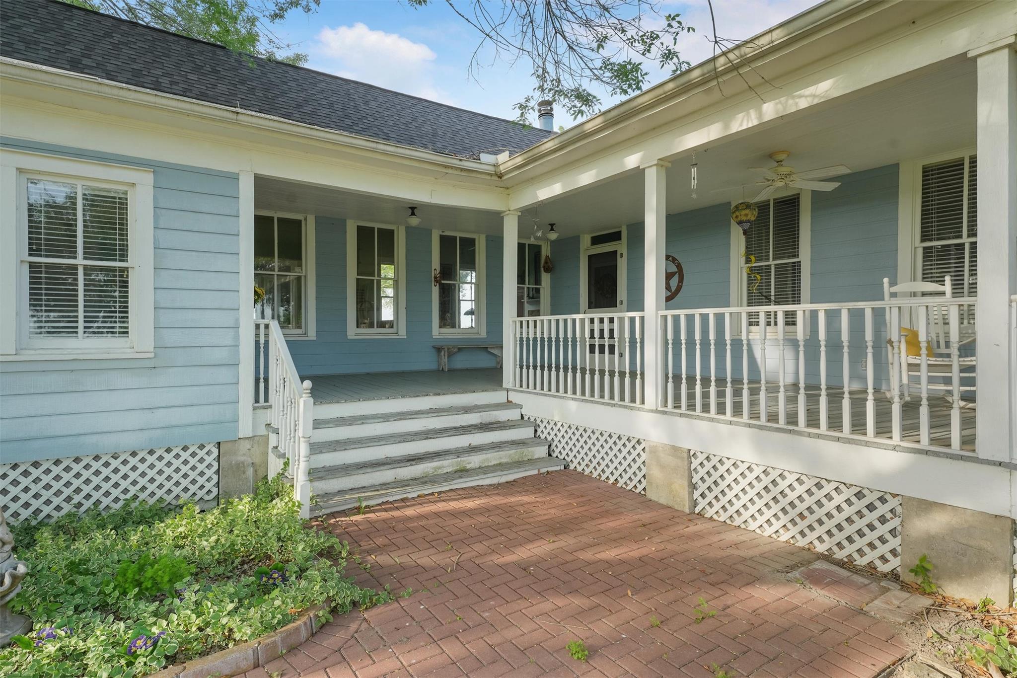 Brenham, Texas, 77833, United States, 3 Bedrooms Bedrooms, ,3 BathroomsBathrooms,Residential,Active,1920281