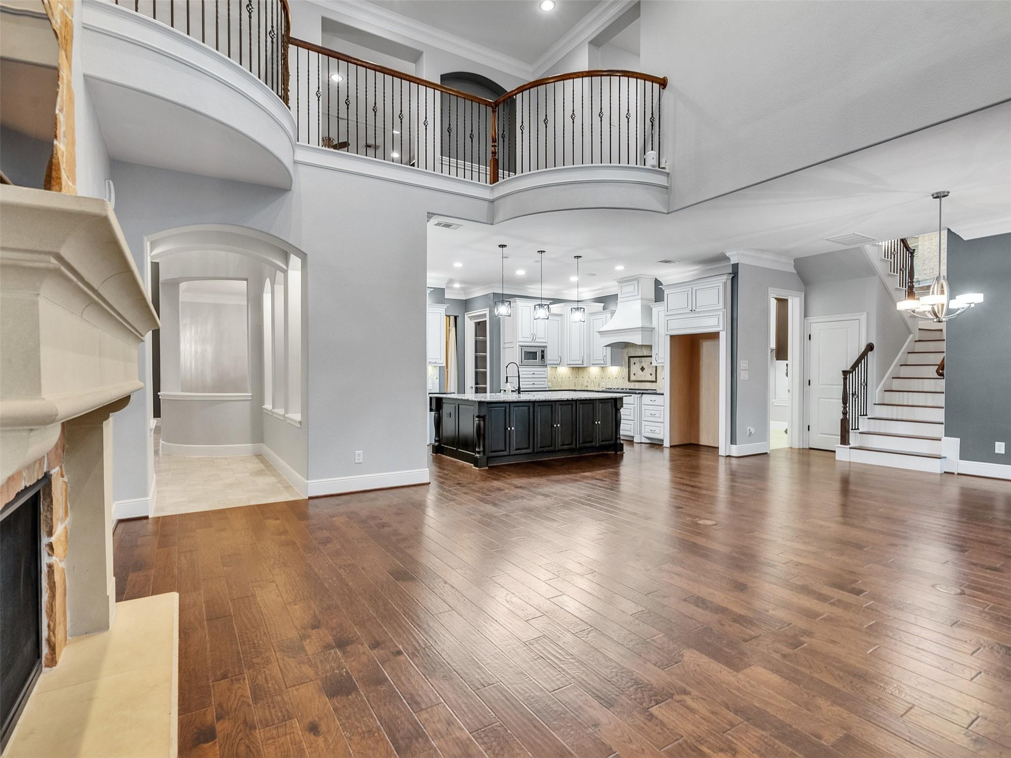 Friendswood, Texas, 77546, United States, 5 Bedrooms Bedrooms, ,5 BathroomsBathrooms,Residential,Active,1971772