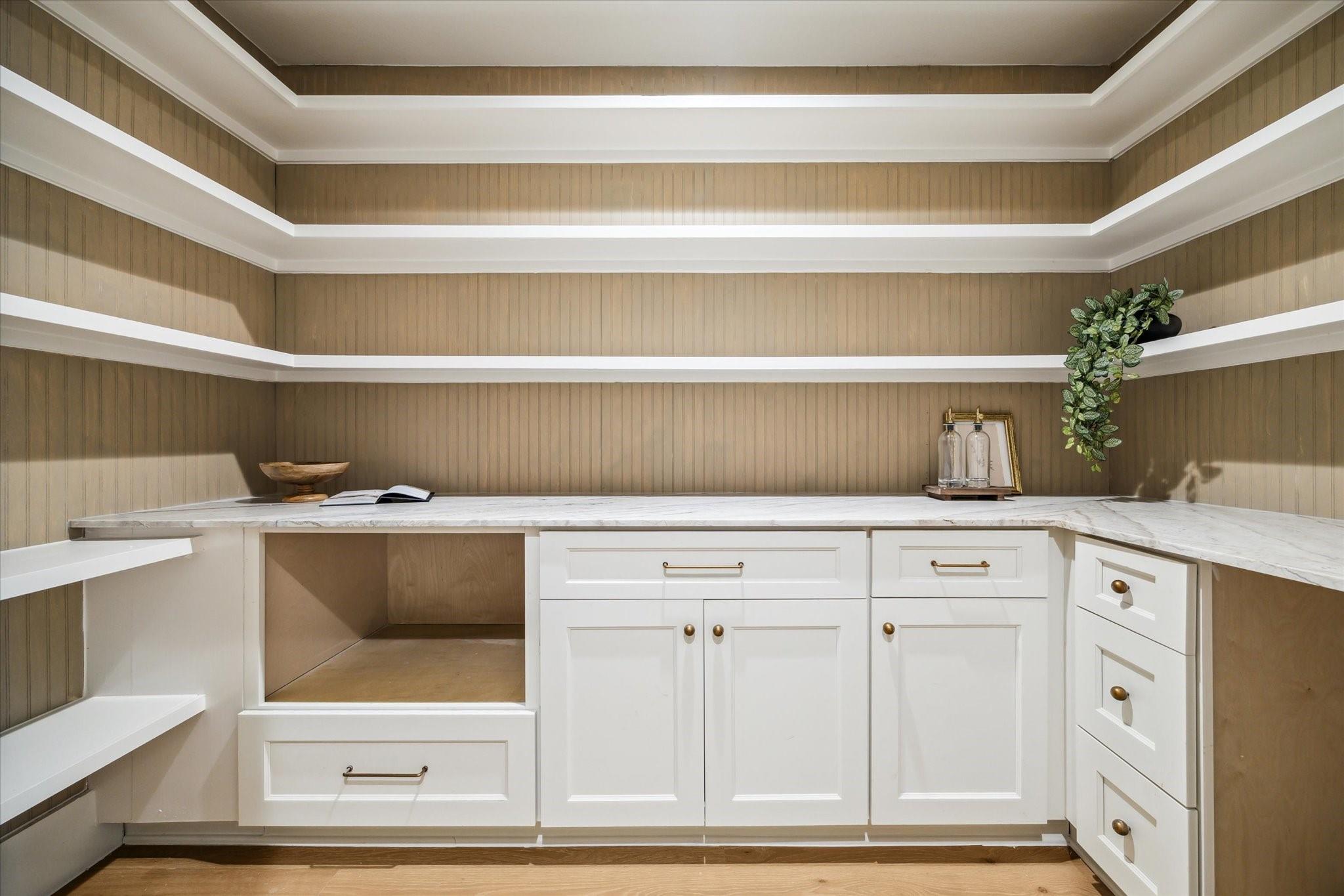 Houston, Texas, 77008, United States, 4 Bedrooms Bedrooms, ,4 BathroomsBathrooms,Residential,Active,2009832