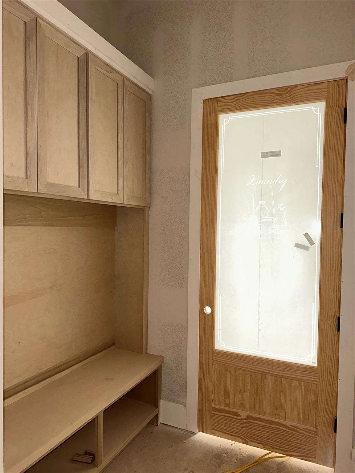 Montgomery, Texas, 77316, United States, 5 Bedrooms Bedrooms, ,7 BathroomsBathrooms,Residential,Active,1965996