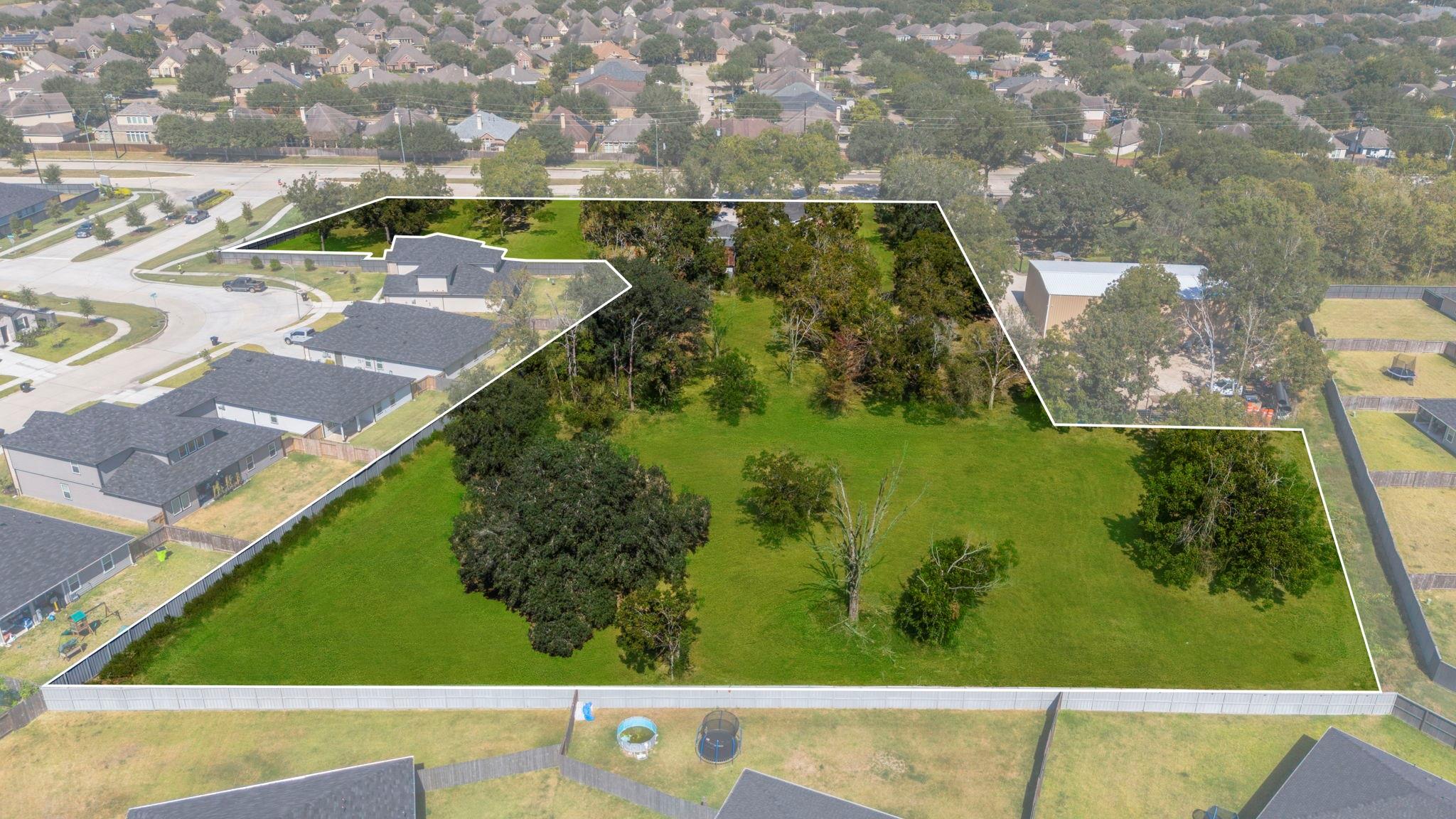 Rosenberg, Texas, 77469, United States, 3 Bedrooms Bedrooms, ,2 BathroomsBathrooms,Residential,Active,1972165