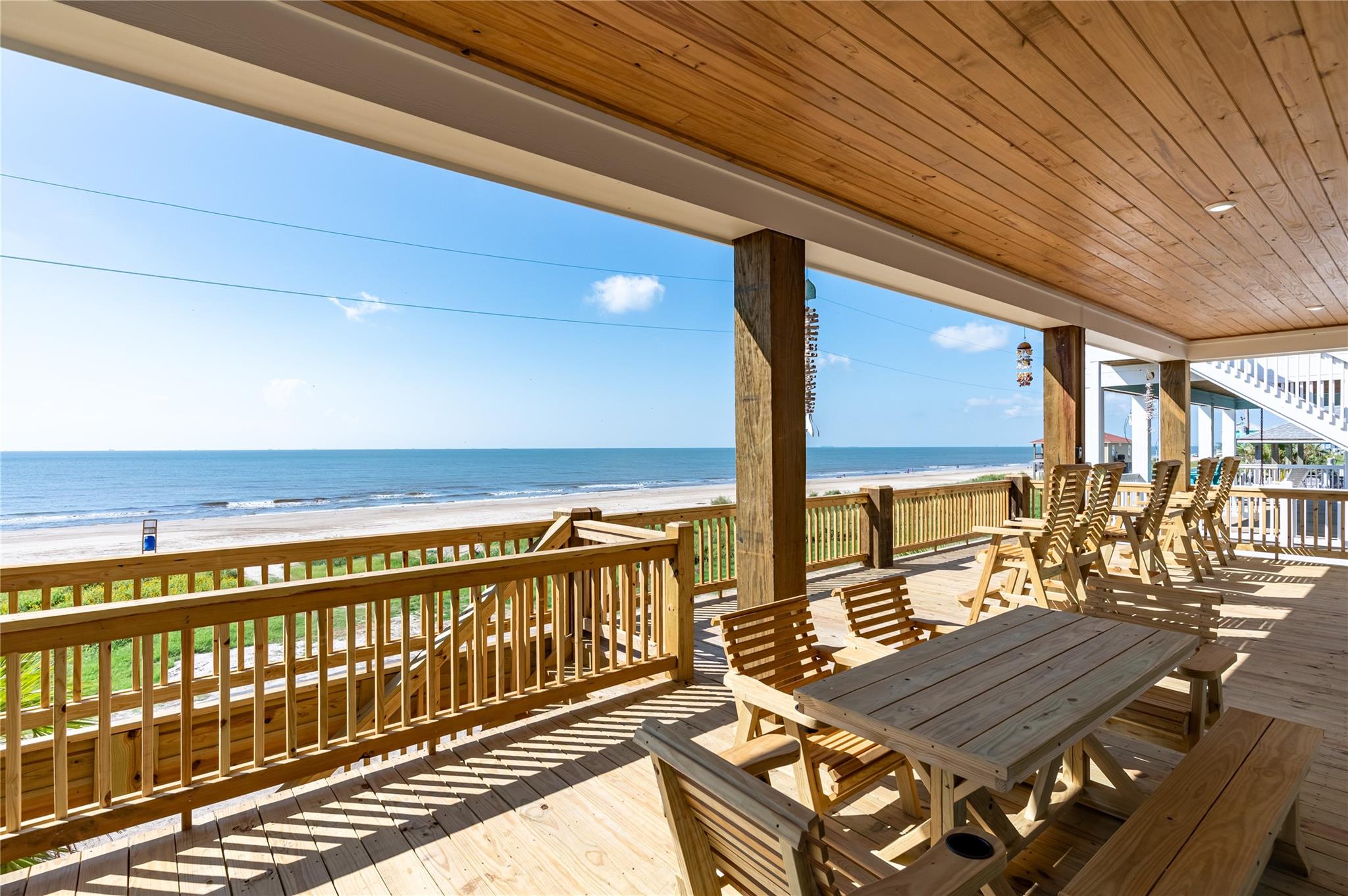 Crystal Beach, Texas, 77650, United States, 4 Bedrooms Bedrooms, ,3 BathroomsBathrooms,Residential,Active,1944100