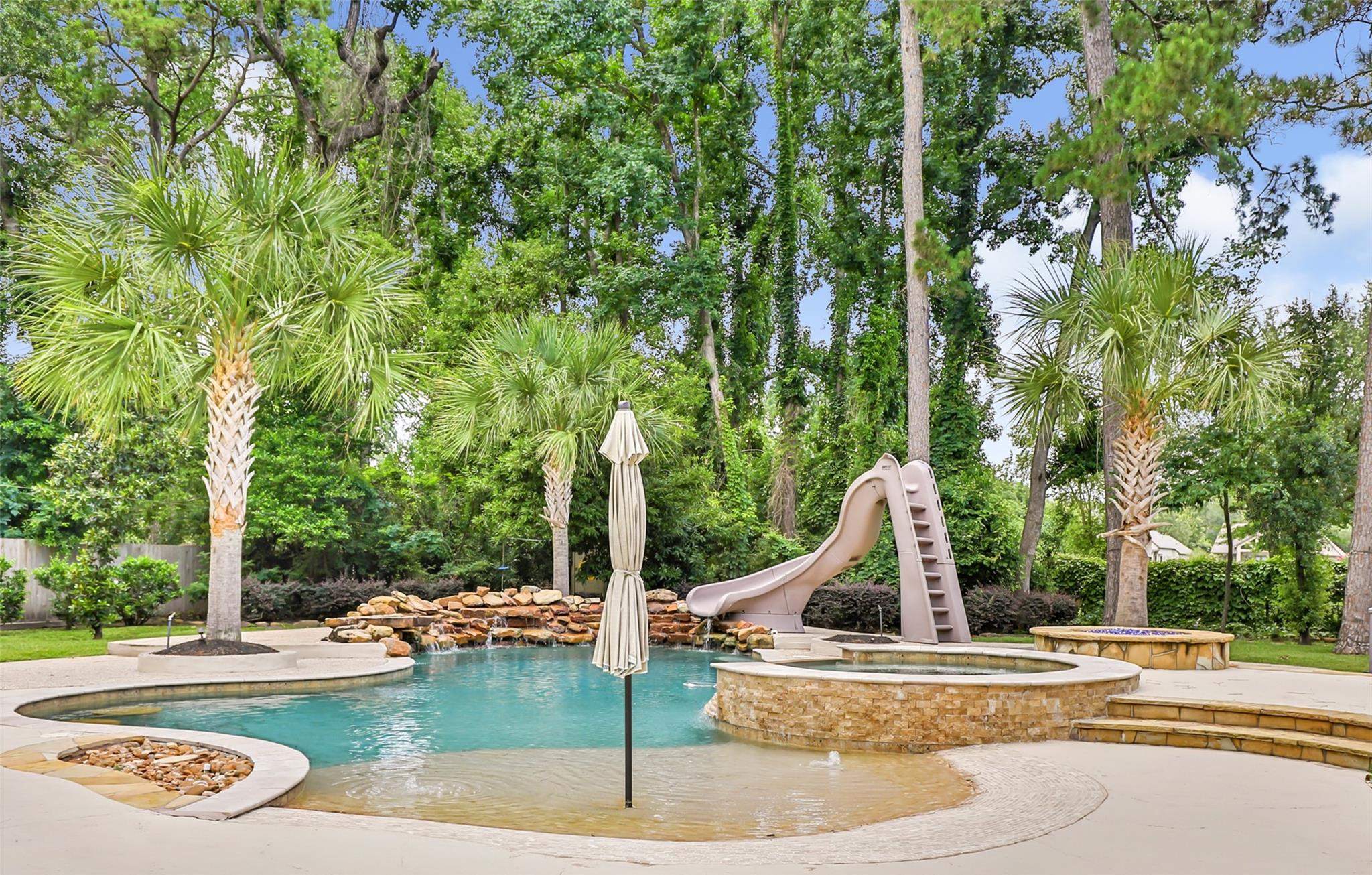 Humble, Texas, 77346, United States, 5 Bedrooms Bedrooms, ,6 BathroomsBathrooms,Residential,Active,1970948