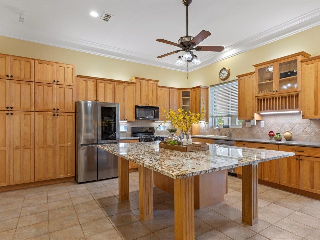 Bastrop, Texas, 78602, United States, 4 Bedrooms Bedrooms, ,6 BathroomsBathrooms,Residential,Active,1734452