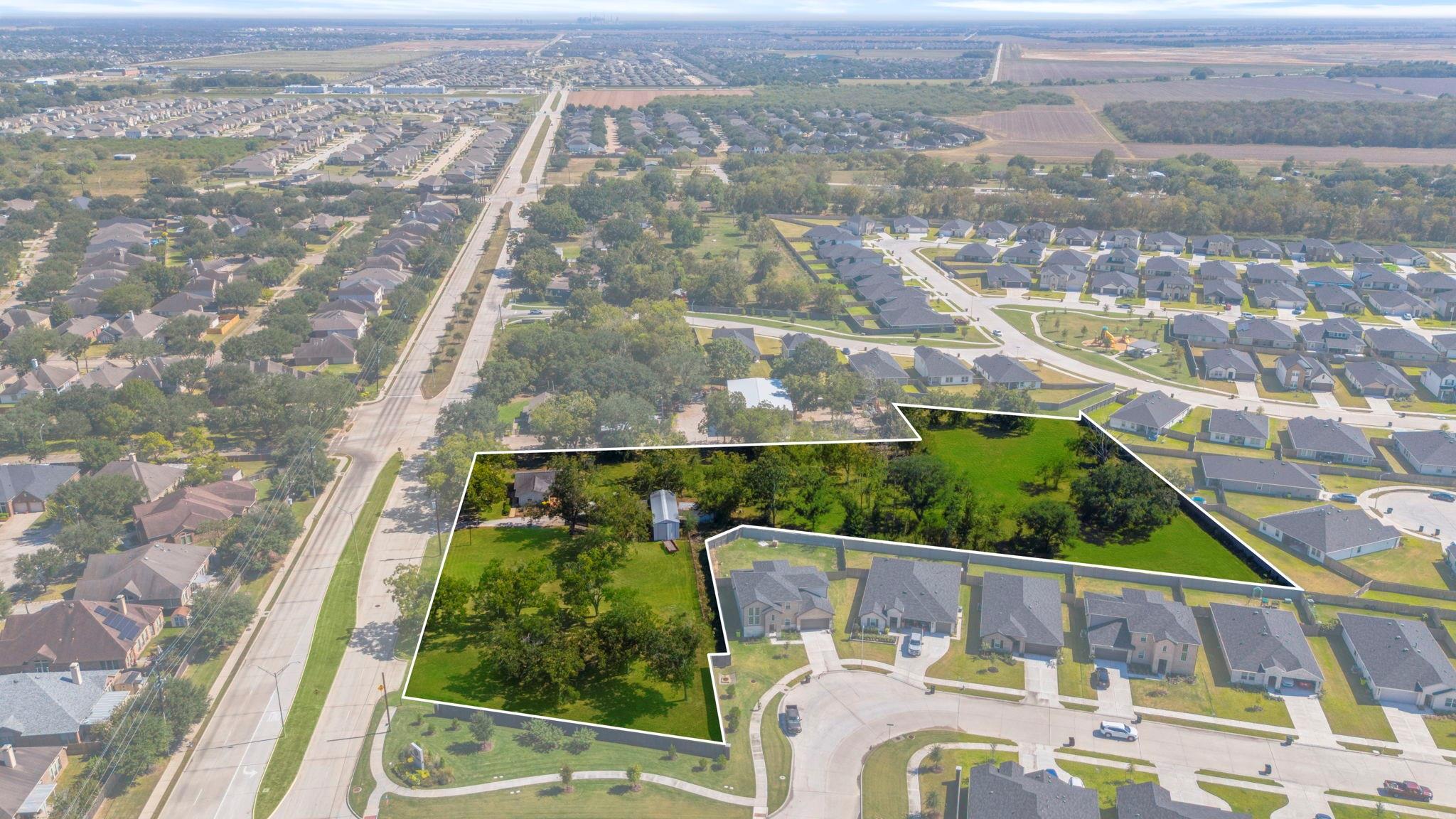 Rosenberg, Texas, 77469, United States, 3 Bedrooms Bedrooms, ,2 BathroomsBathrooms,Residential,Active,1972165