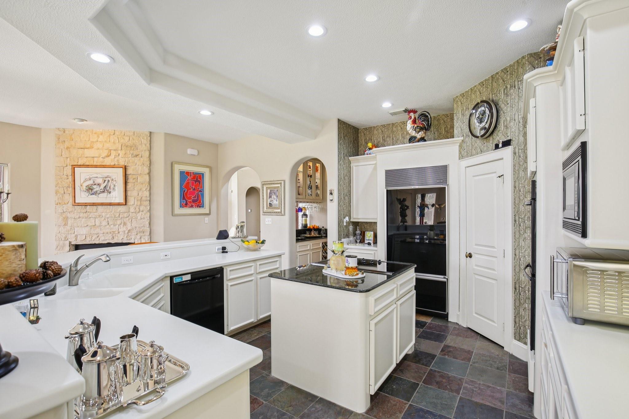 Montgomery, Texas, 77356, United States, 4 Bedrooms Bedrooms, ,5 BathroomsBathrooms,Residential,Active,1894542