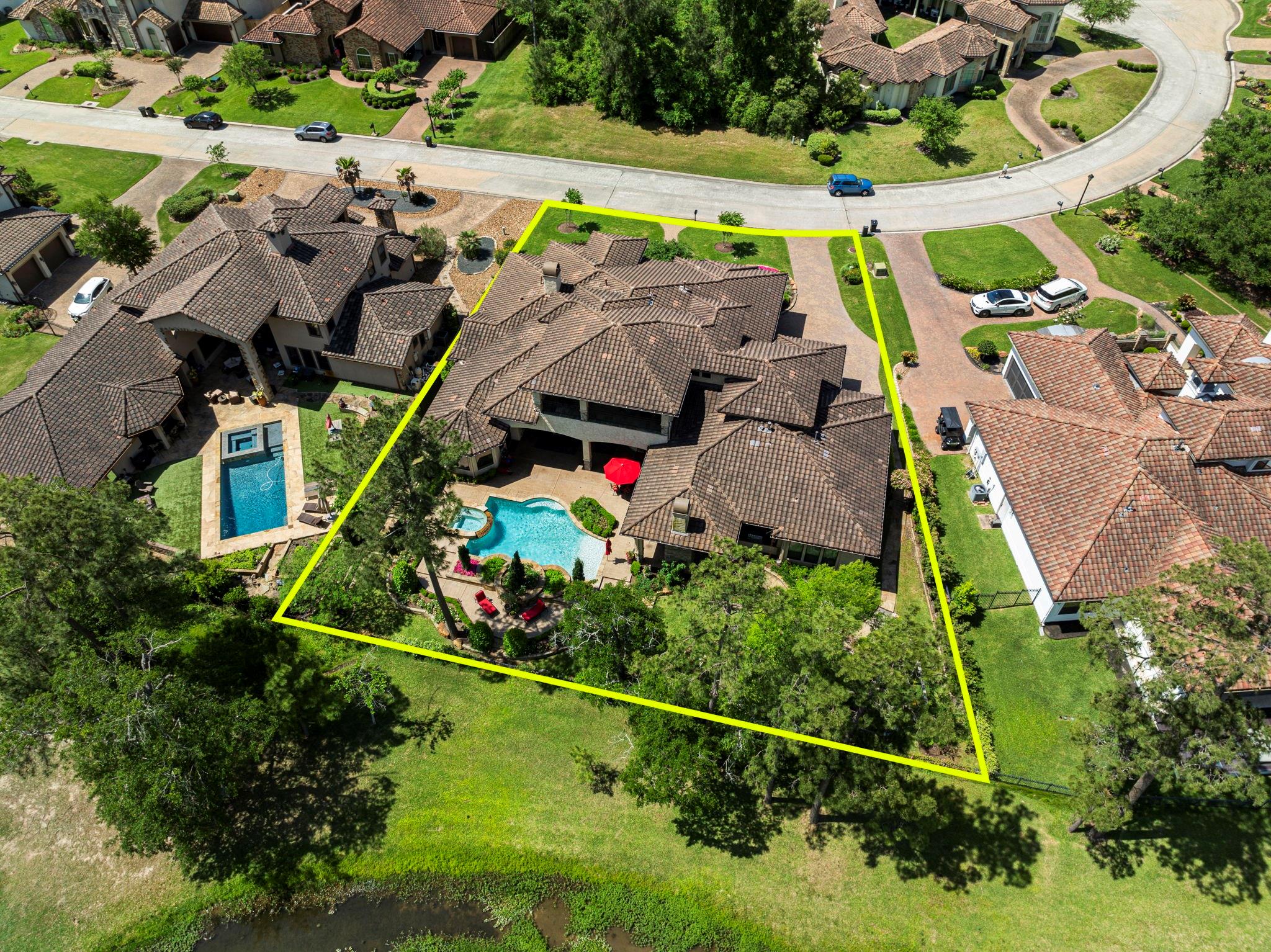 Spring, Texas, 77389, United States, 4 Bedrooms Bedrooms, ,5 BathroomsBathrooms,Residential,Active,1990585