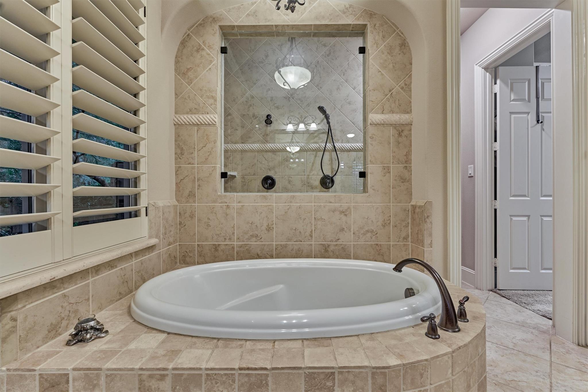 The Woodlands, Texas, 77382, United States, 3 Bedrooms Bedrooms, ,5 BathroomsBathrooms,Residential,Active,1899241