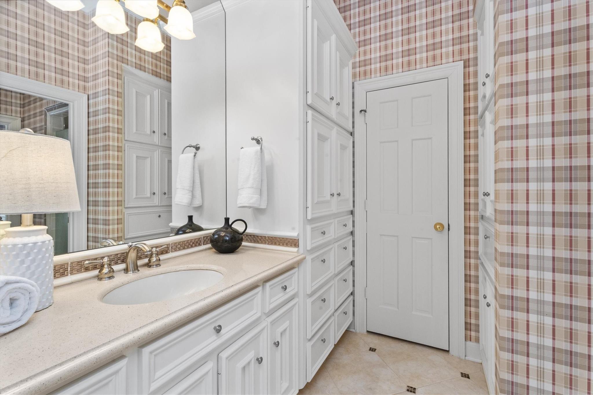 Tomball, Texas, 77377, United States, 4 Bedrooms Bedrooms, ,4 BathroomsBathrooms,Residential,Active,2015478