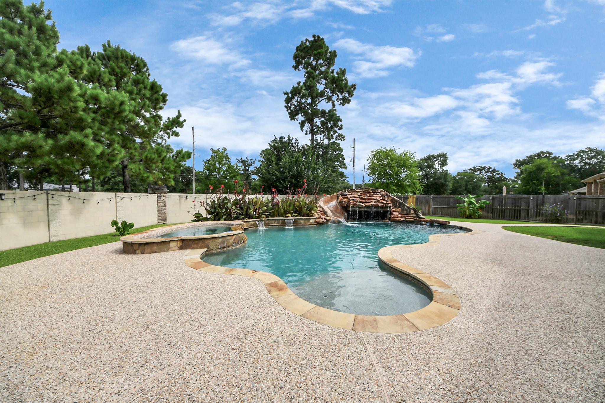 Cypress, Texas, 77429, United States, 5 Bedrooms Bedrooms, ,7 BathroomsBathrooms,Residential,Active,1889491