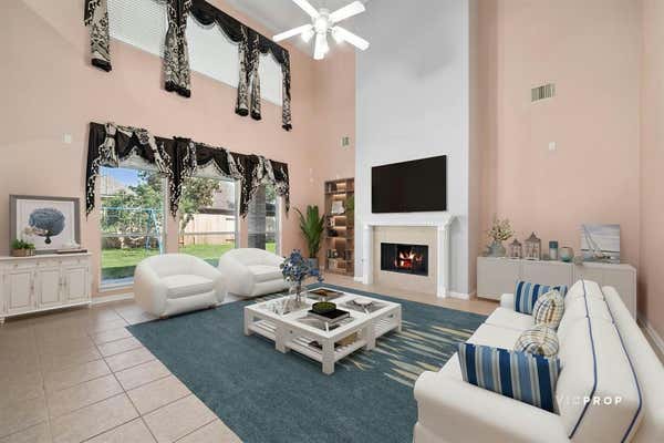 1810 CANDLE LIGHT CT, SUGAR LAND, TX 77498 - Image 1