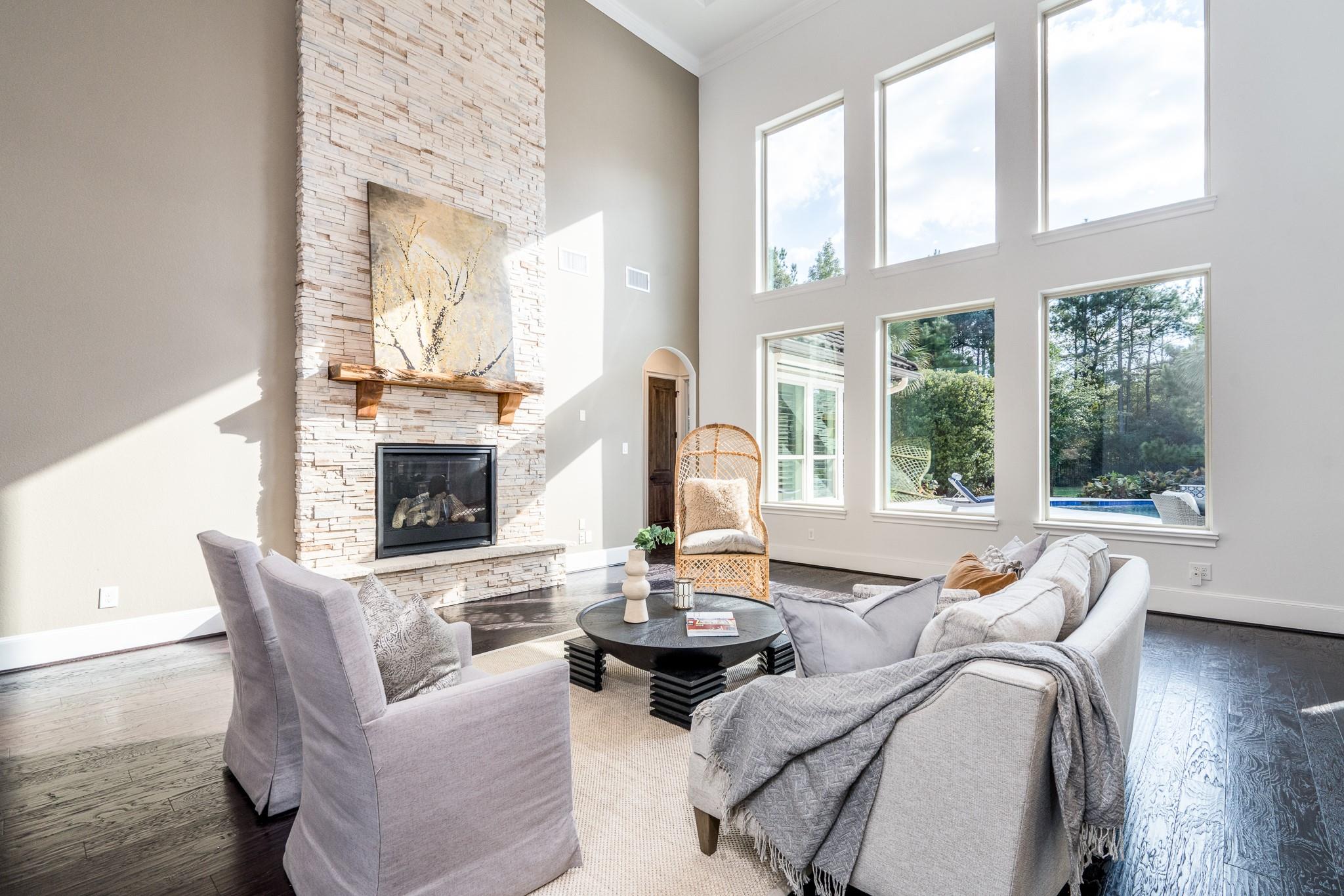 Montgomery, Texas, 77316, United States, 4 Bedrooms Bedrooms, ,7 BathroomsBathrooms,Residential,Active,1987262