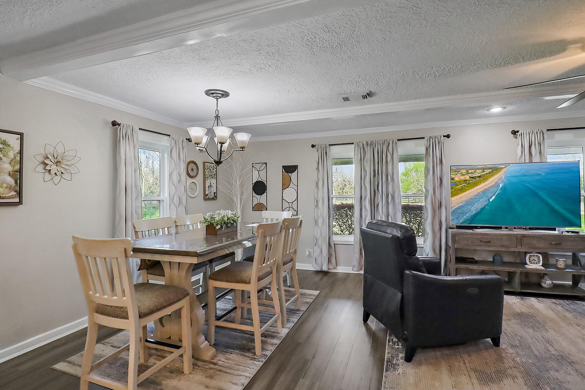 Crosby, Texas, 77532, United States, 4 Bedrooms Bedrooms, ,2 BathroomsBathrooms,Residential,Active,2003559