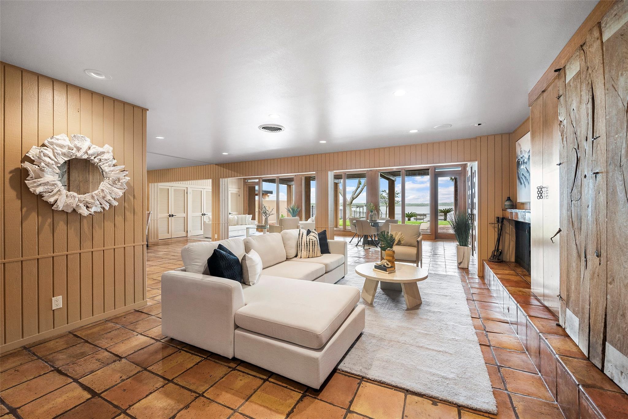 Galveston, Texas, 77550, United States, 4 Bedrooms Bedrooms, ,6 BathroomsBathrooms,Residential,Active,1905067