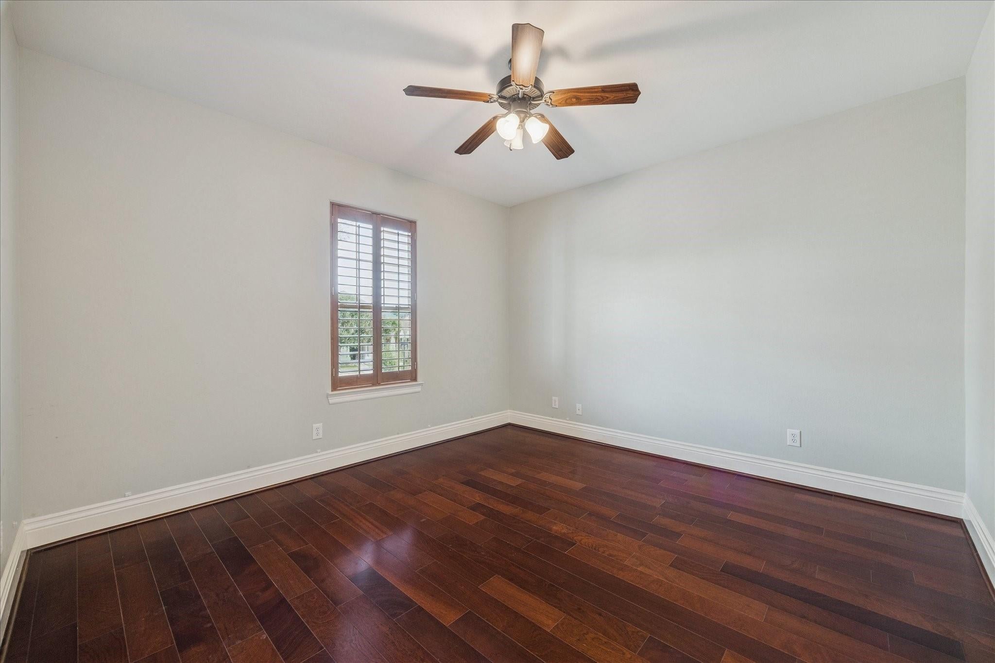 Sugar Land, Texas, 77479, United States, 5 Bedrooms Bedrooms, ,5 BathroomsBathrooms,Residential,Active,2007093