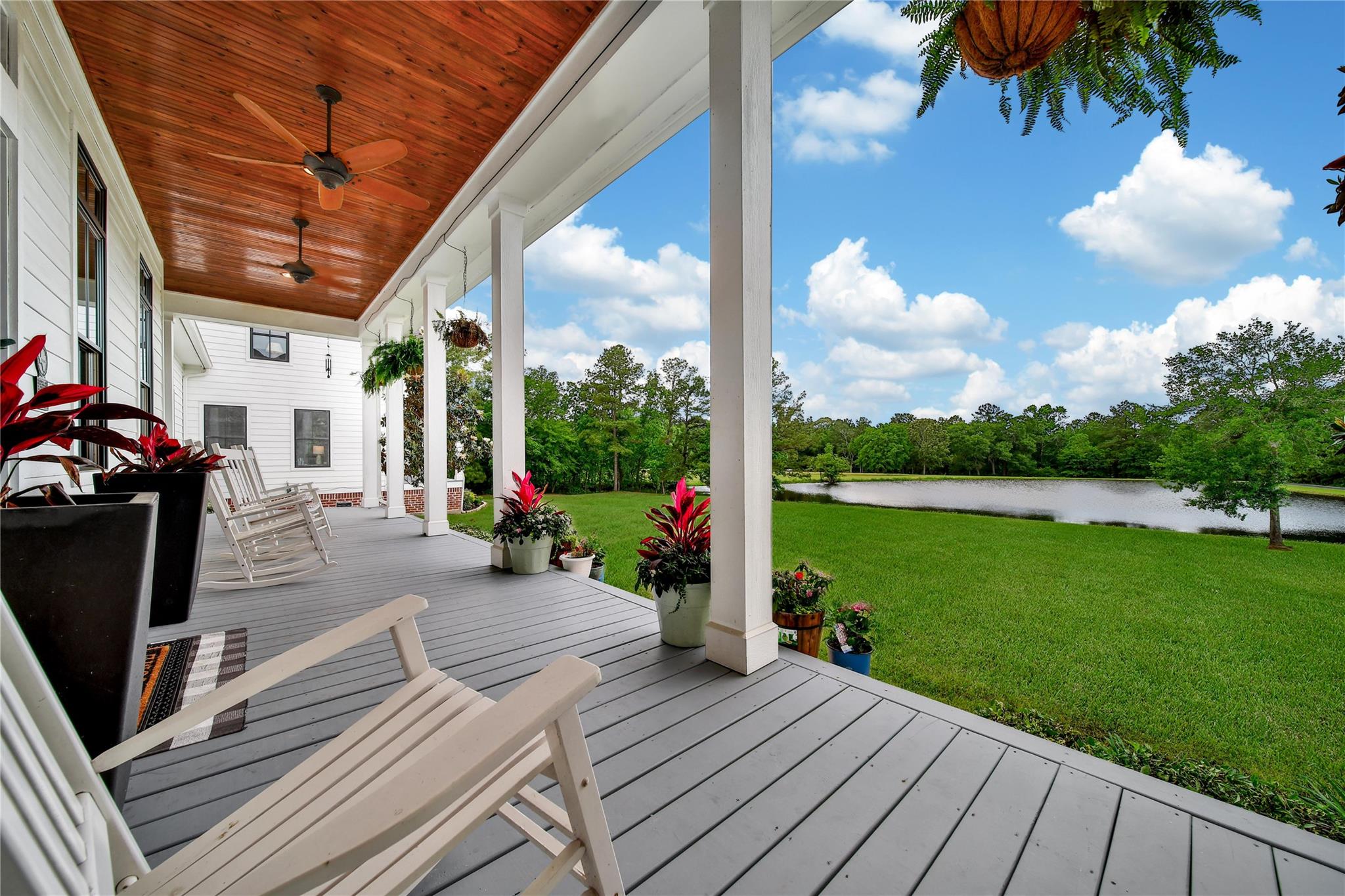 Montgomery, Texas, 77316, United States, 6 Bedrooms Bedrooms, ,8 BathroomsBathrooms,Residential,Active,1970955