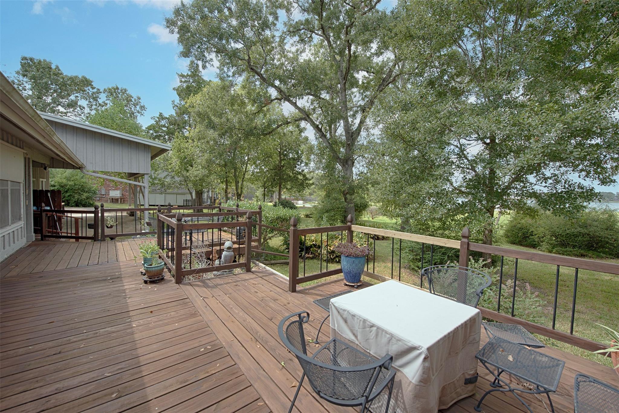 Taylor Lake Village, Texas, 77586, United States, 3 Bedrooms Bedrooms, ,3 BathroomsBathrooms,Residential,Active,1953995