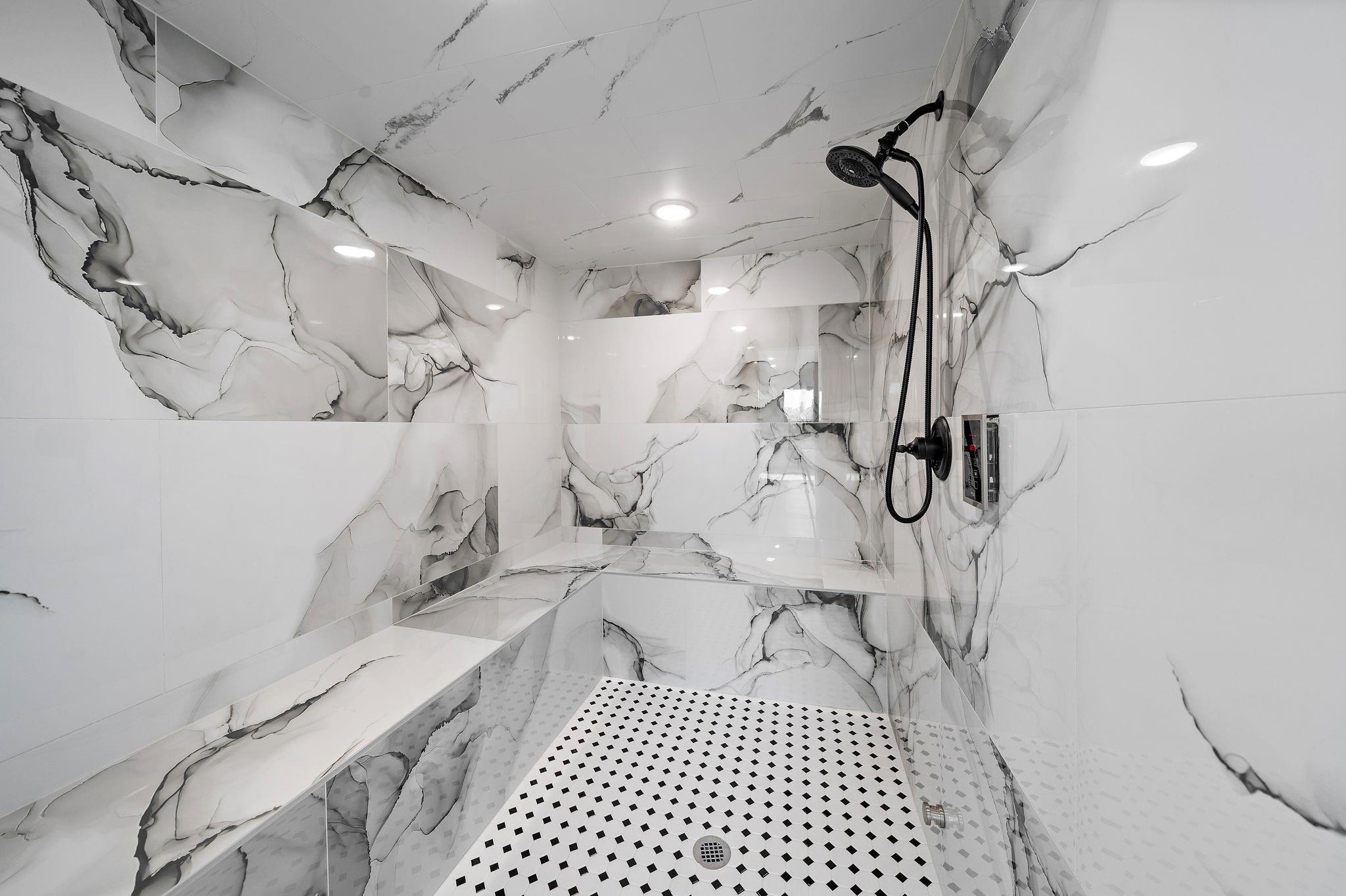 Tiki Island, Texas, 77554, United States, 4 Bedrooms Bedrooms, ,4 BathroomsBathrooms,Residential,Active,1962240