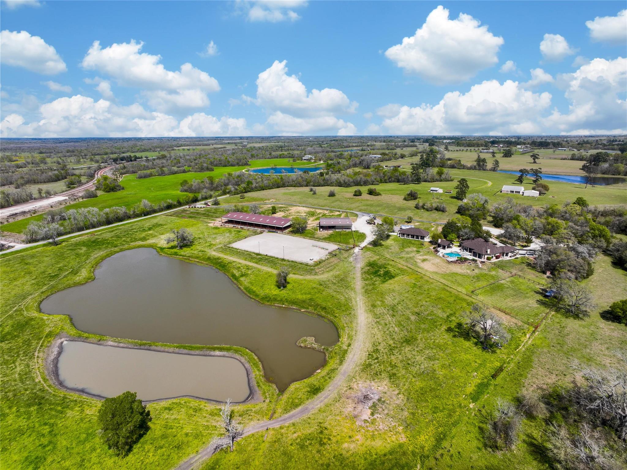 Montgomery, Texas, 77316, United States, 6 Bedrooms Bedrooms, ,6 BathroomsBathrooms,Residential,Active,2008918