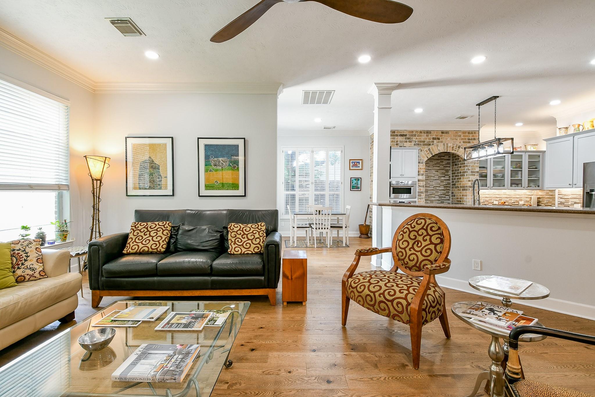 Houston, Texas, 77056, United States, ,3 BathroomsBathrooms,Residential,Active,1888505