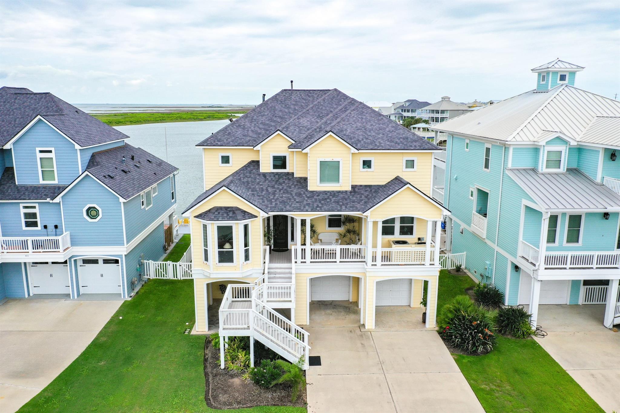 Galveston, Texas, 77554, United States, 4 Bedrooms Bedrooms, ,4 BathroomsBathrooms,Residential,Active,1943806