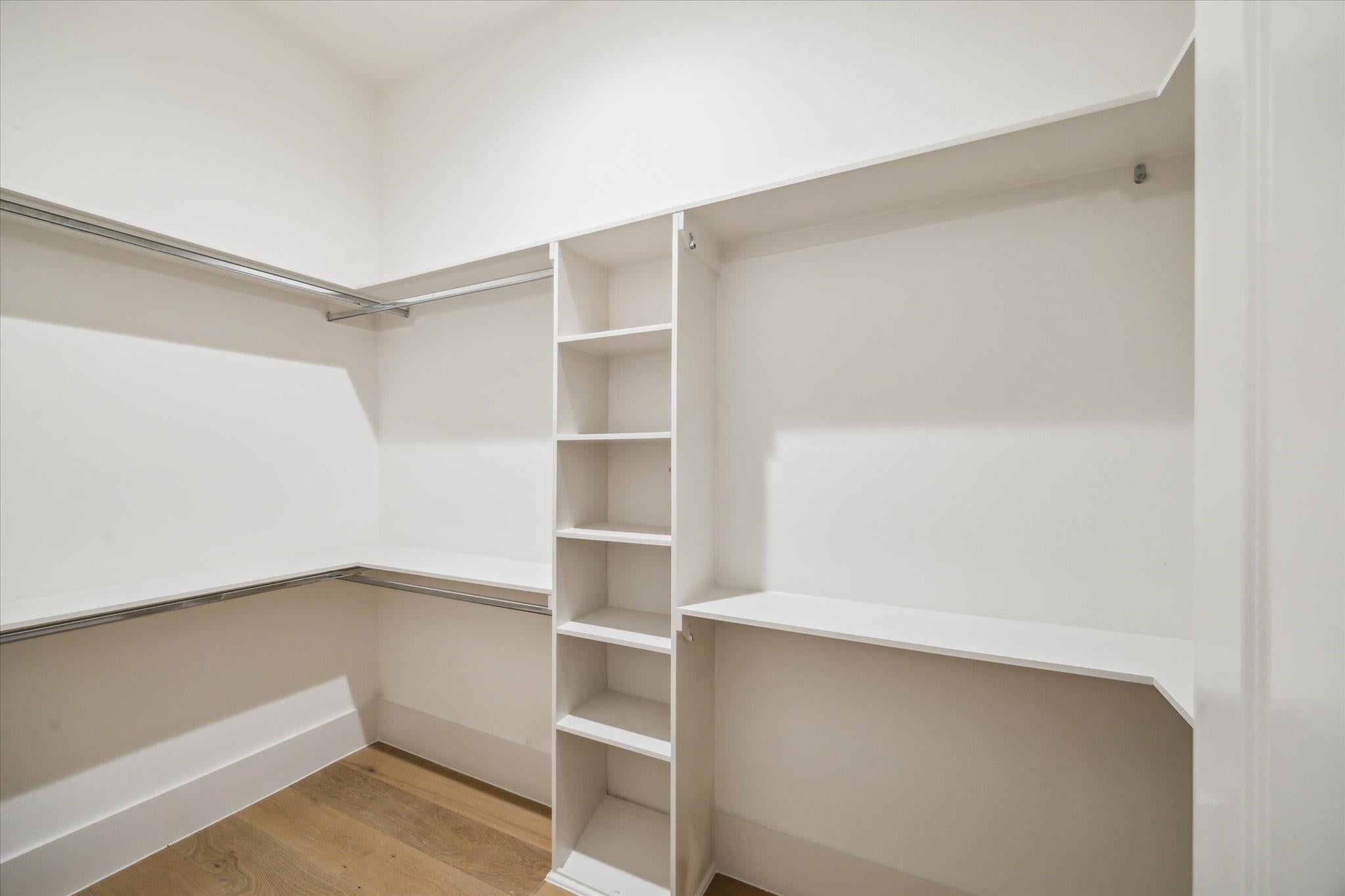 Houston, Texas, 77008, United States, 4 Bedrooms Bedrooms, ,4 BathroomsBathrooms,Residential,Active,1988430