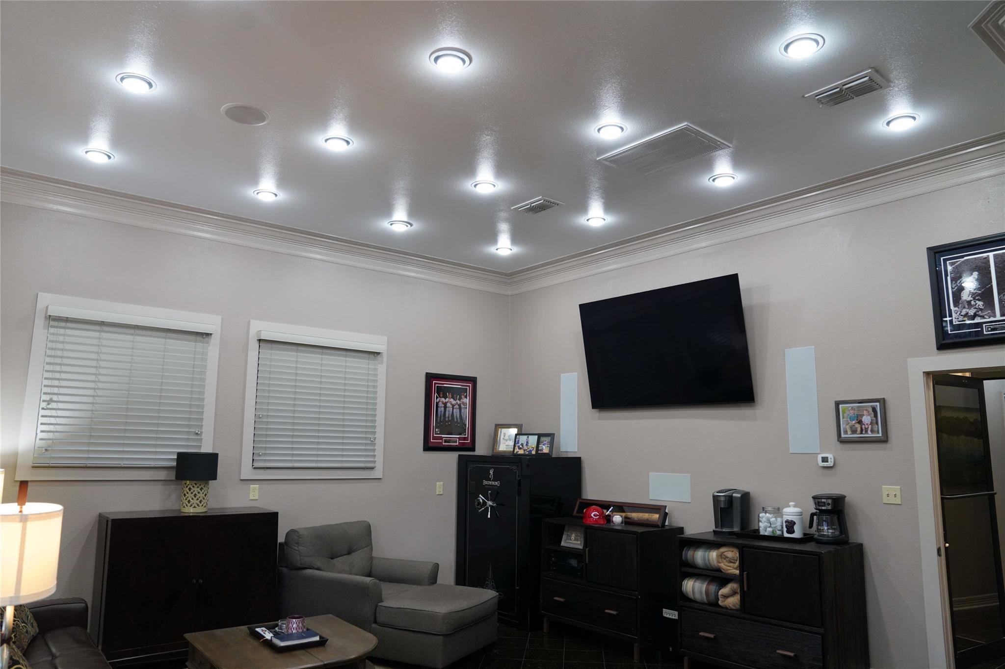 Sheridan, Texas, 77475, United States, 8 Bedrooms Bedrooms, ,5 BathroomsBathrooms,Residential,Active,1954329