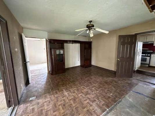 207 E DEFEE AVE, BAYTOWN, TX 77520 - Image 1