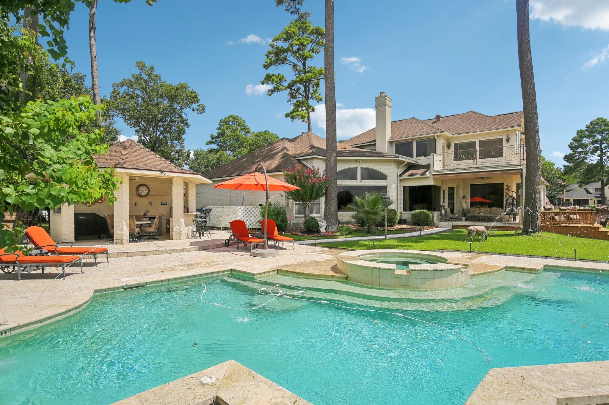 Montgomery, Texas, 77356, United States, 4 Bedrooms Bedrooms, ,5 BathroomsBathrooms,Residential,Active,1894542