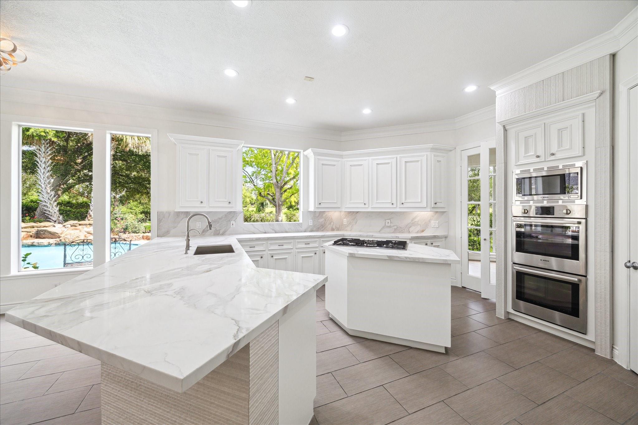 Sugar Land, Texas, 77479, United States, 4 Bedrooms Bedrooms, ,5 BathroomsBathrooms,Residential,Active,2007059