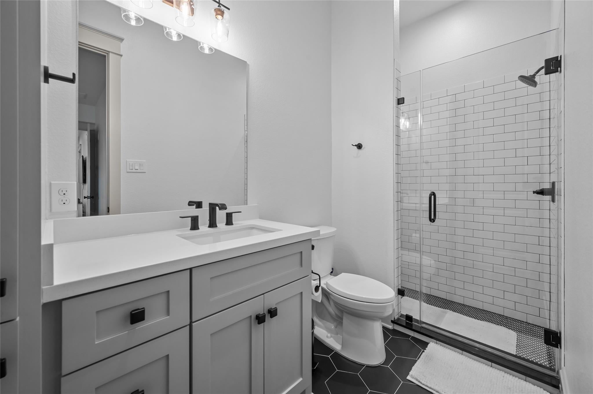 Baytown, Texas, 77523, United States, 4 Bedrooms Bedrooms, ,6 BathroomsBathrooms,Residential,Active,1886832