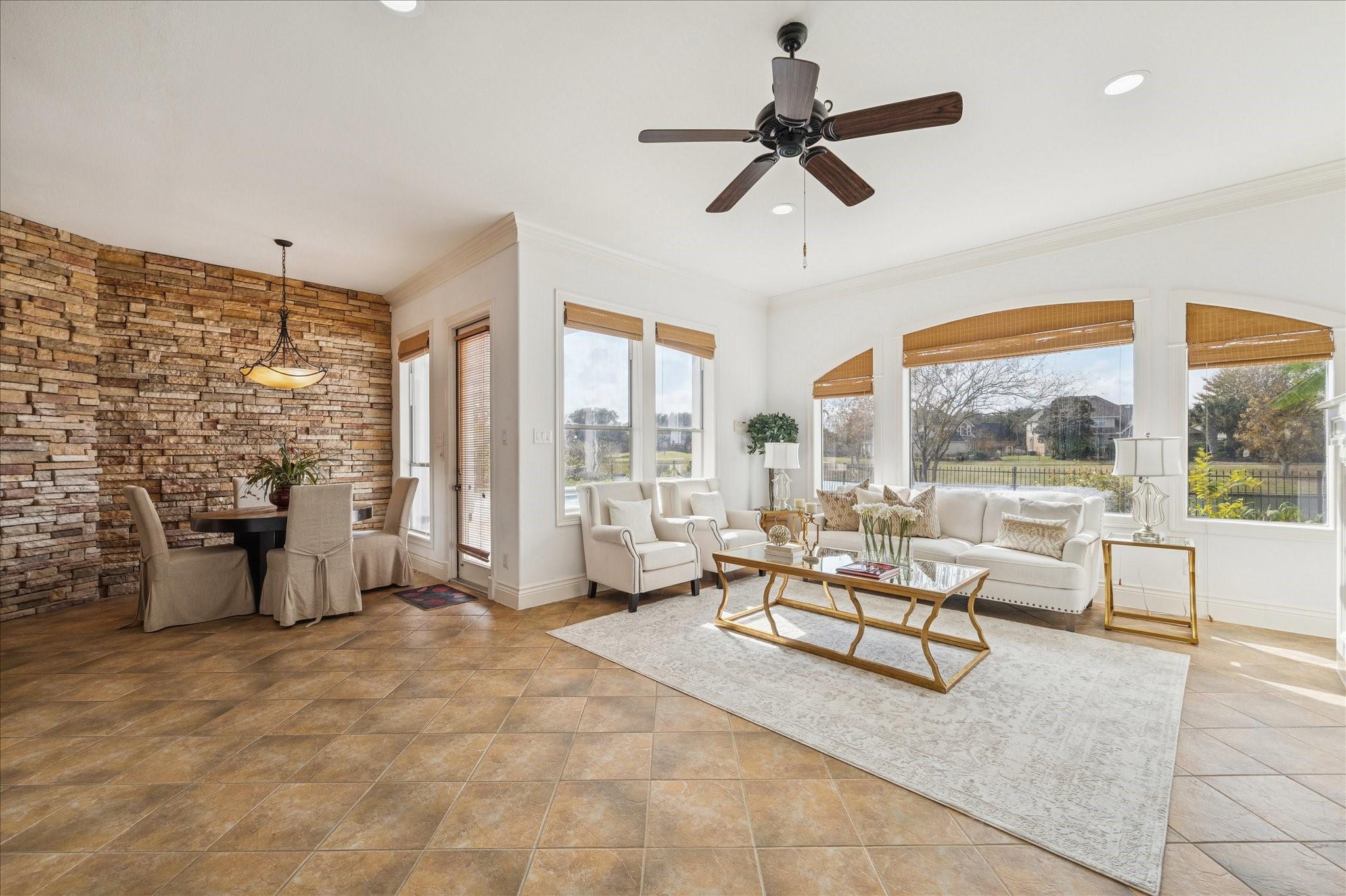 Sugar Land, Texas, 77479, United States, 5 Bedrooms Bedrooms, ,5 BathroomsBathrooms,Residential,Active,2007093