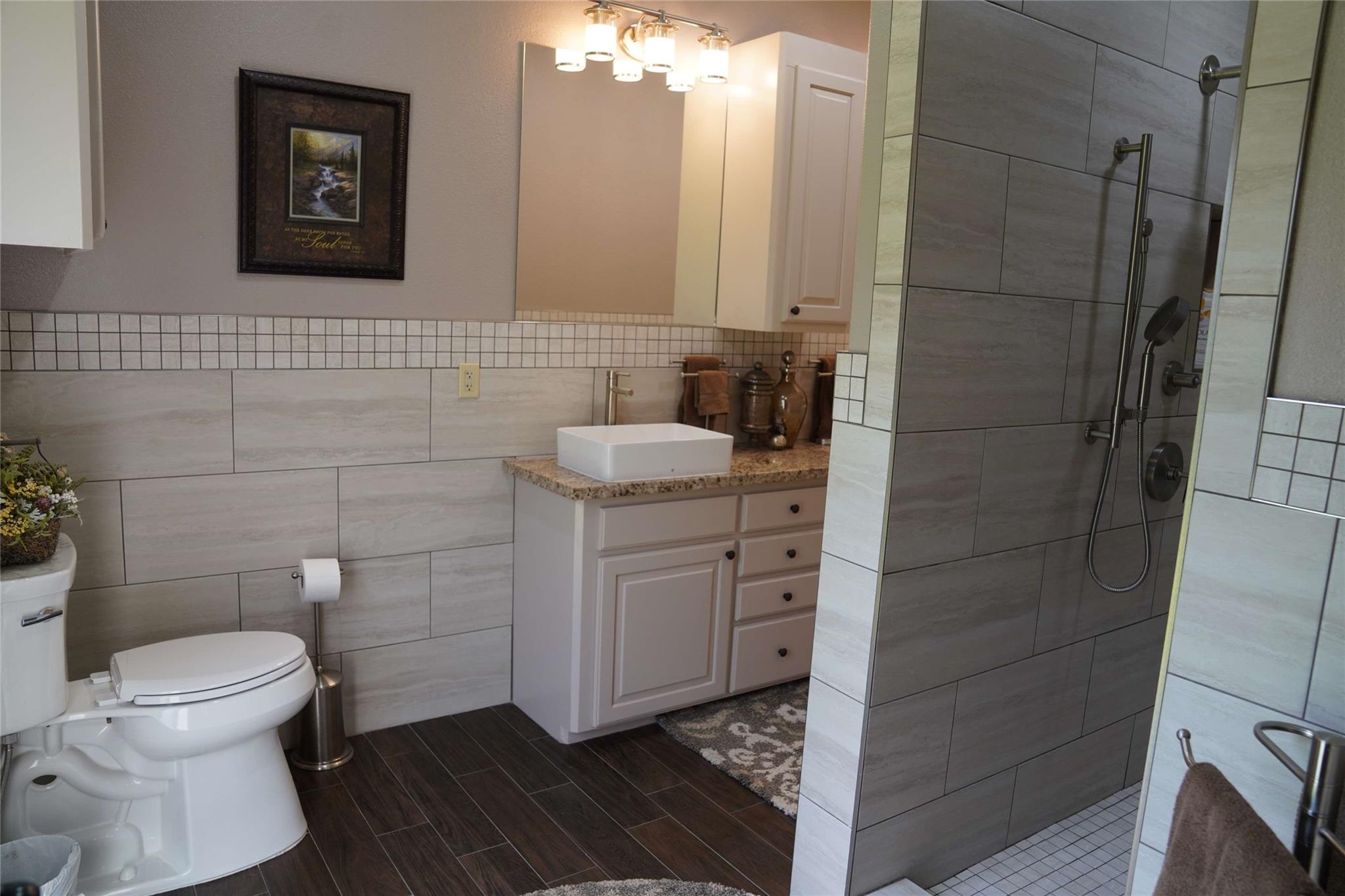 Sheridan, Texas, 77475, United States, 8 Bedrooms Bedrooms, ,5 BathroomsBathrooms,Residential,Active,1954329