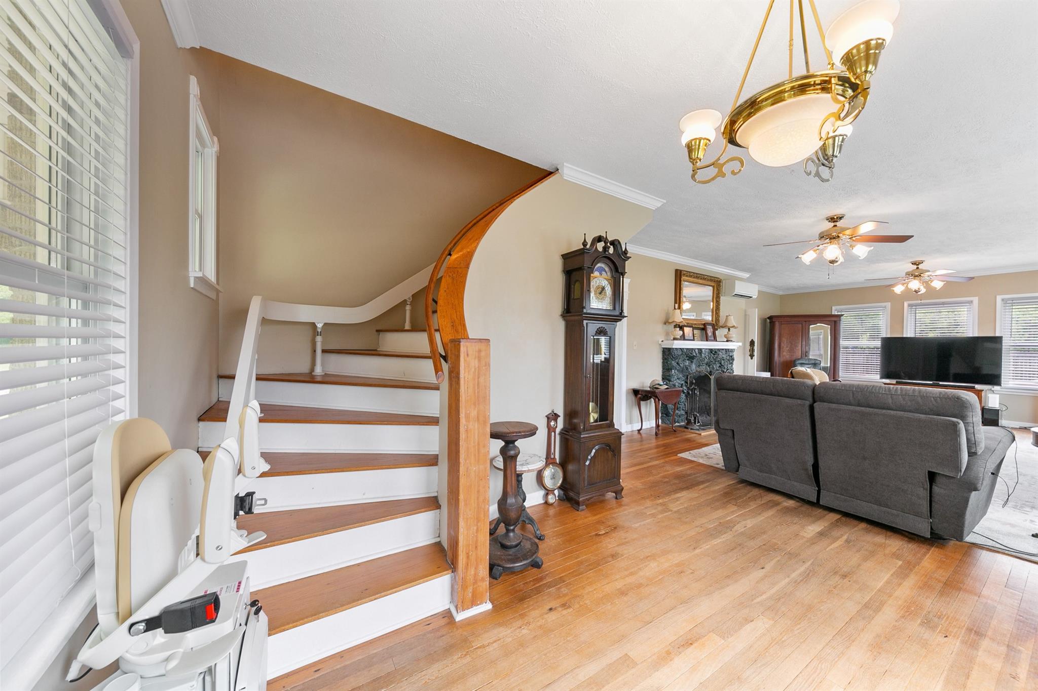 Highlands, Texas, 77562, United States, ,3 BathroomsBathrooms,Residential,Active,1780312